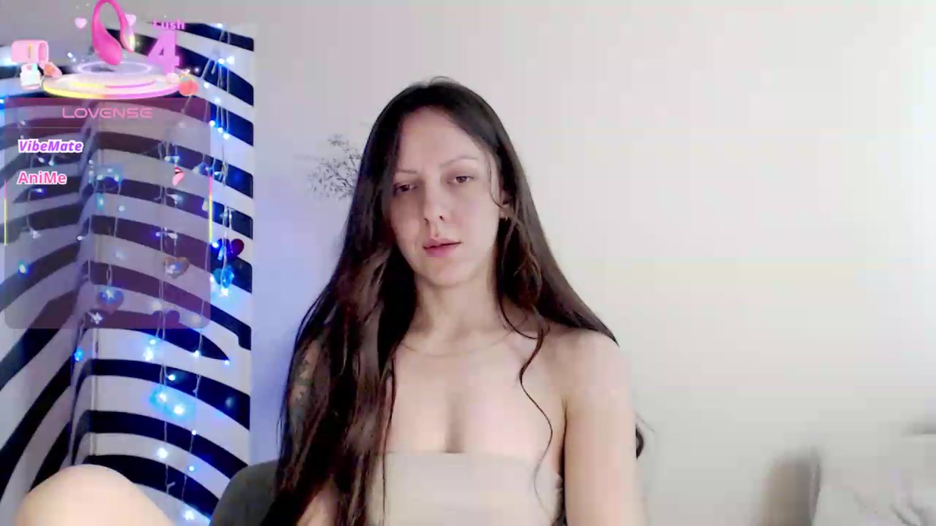 Gallery image thumbnail from BareflySi's myfreecams stream on, 06/20/2026, 11:28 image 12 of 20