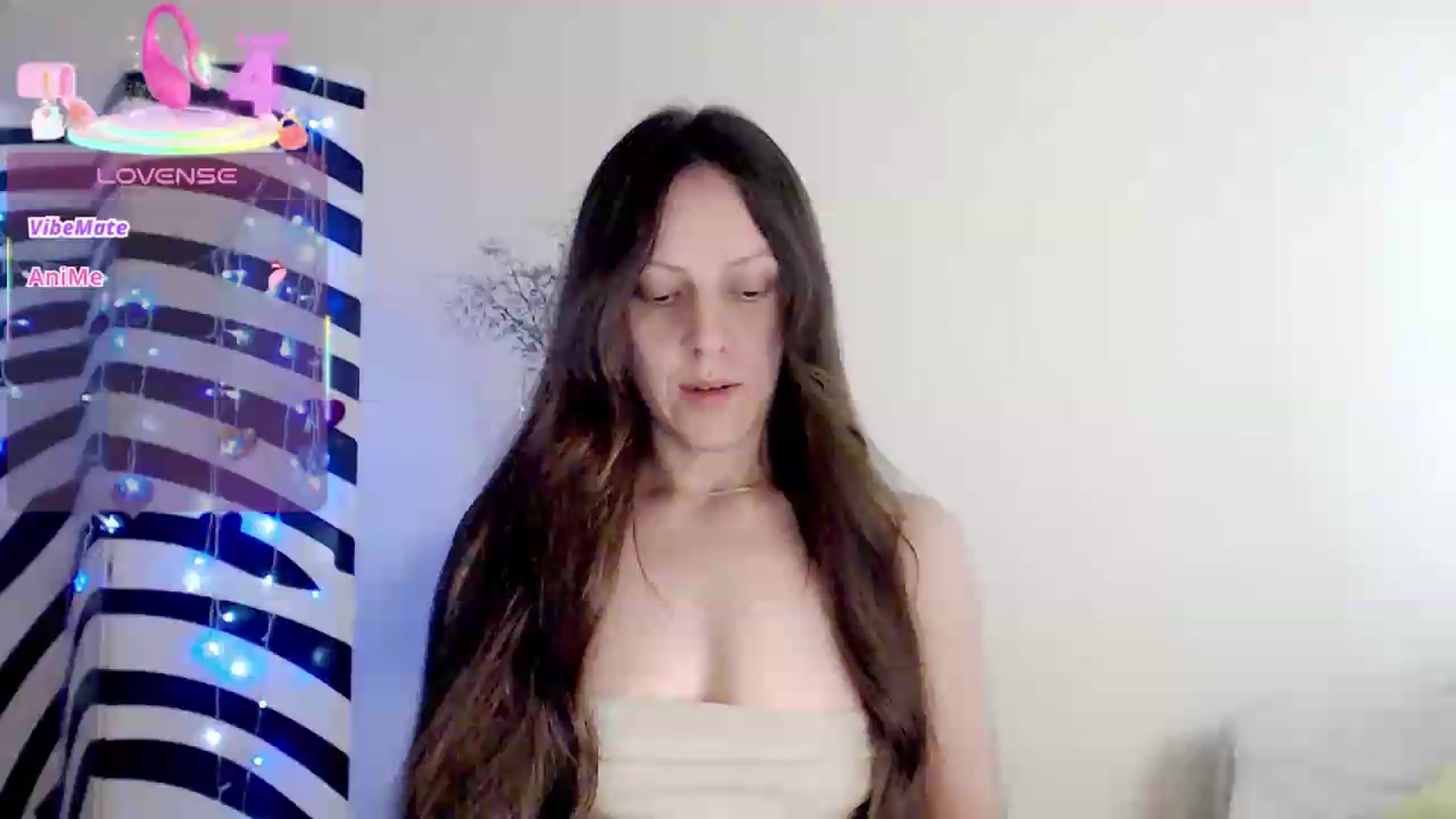Gallery image thumbnail from BareflySi's myfreecams stream on, 06/20/2026, 14:08 image 13 of 20