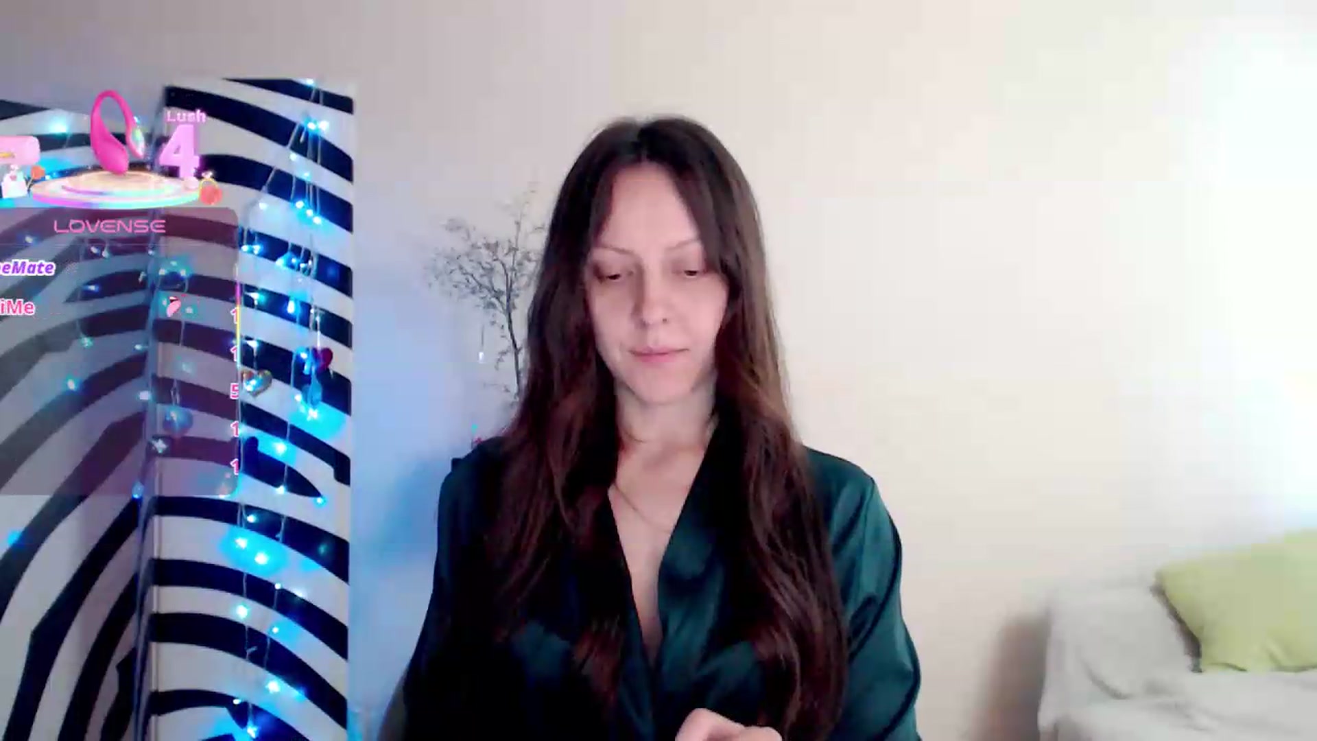 Gallery image thumbnail from BareflySi's myfreecams stream on, 06/27/2026, 10:59 image 4 of 20