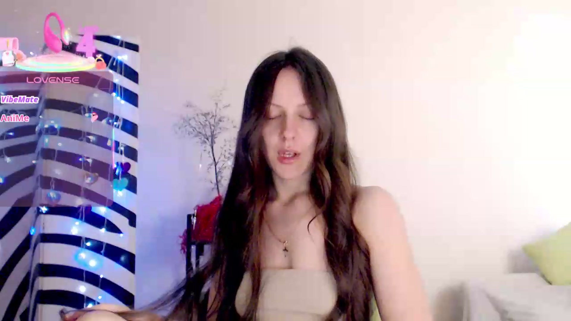 Gallery image thumbnail from BareflySi's myfreecams stream on, 06/28/2026, 11:18 image 13 of 20