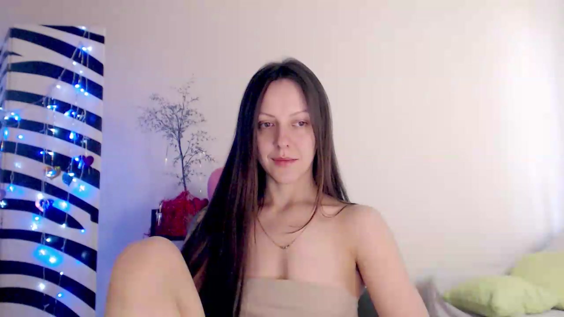 Gallery image thumbnail from BareflySi's myfreecams stream on, 06/29/2026, 09:28 image 17 of 20
