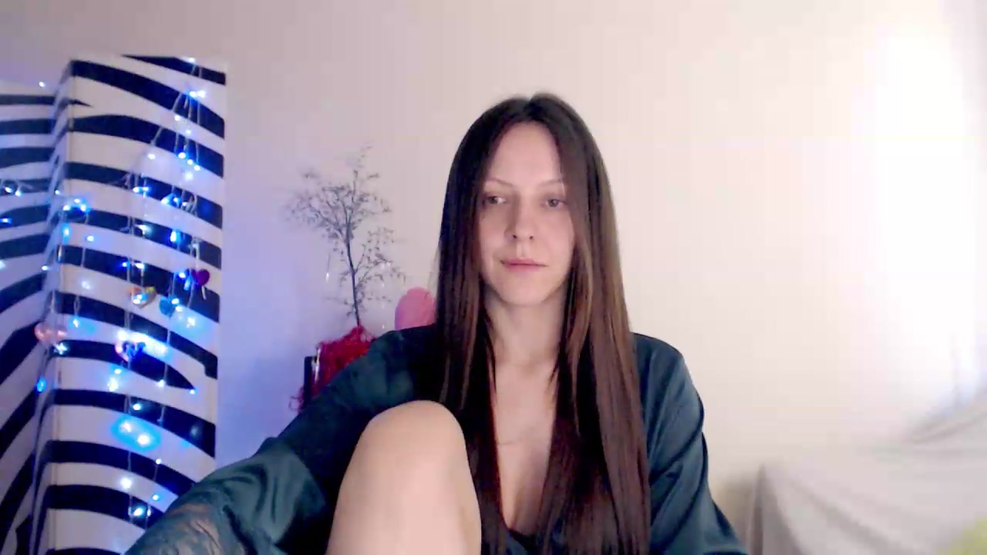 Gallery image thumbnail from BareflySi's myfreecams stream on, 06/29/2026, 10:30 image 20 of 20