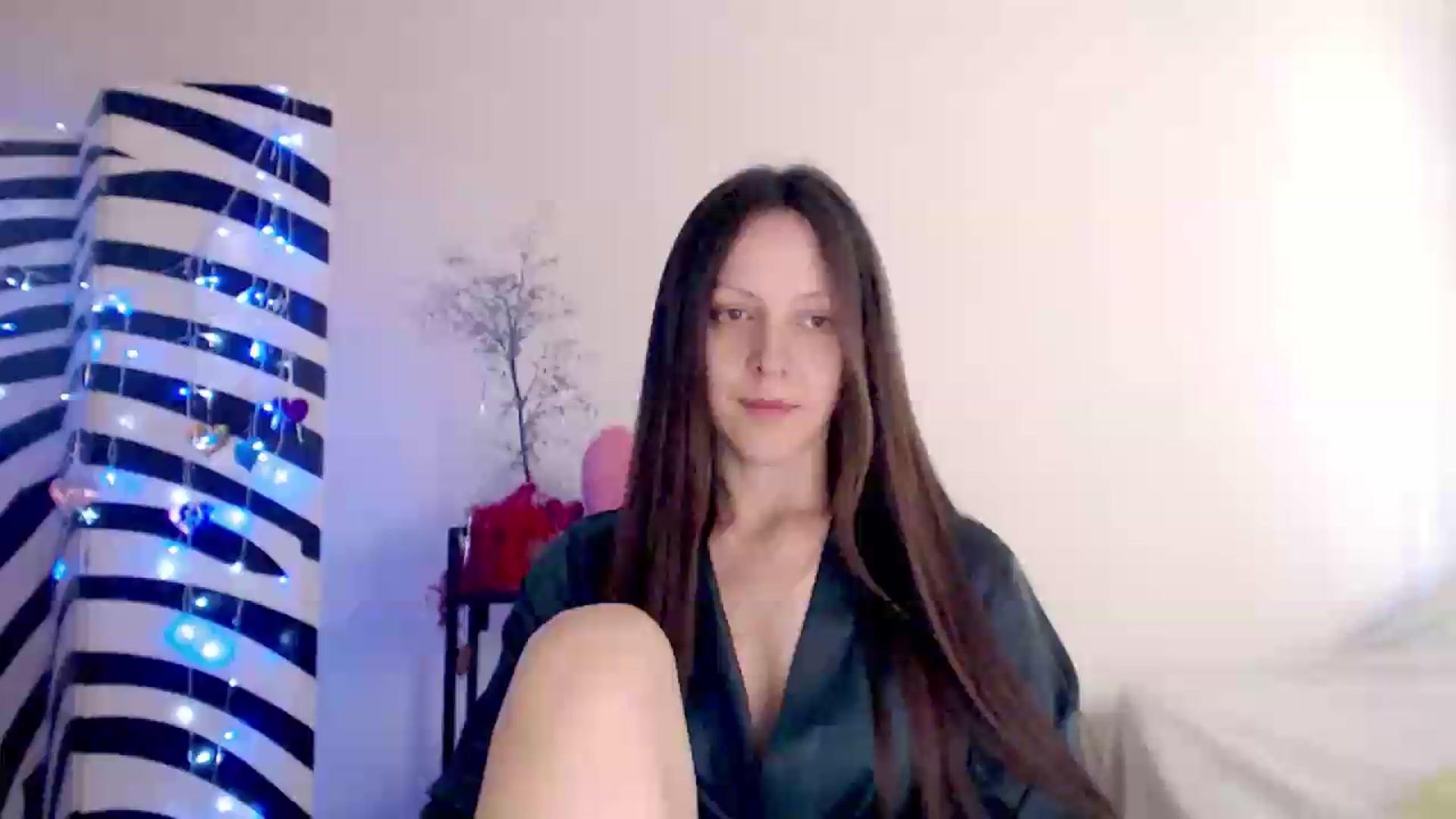 Gallery image thumbnail from BareflySi's myfreecams stream on, 06/29/2026, 10:30 image 2 of 20