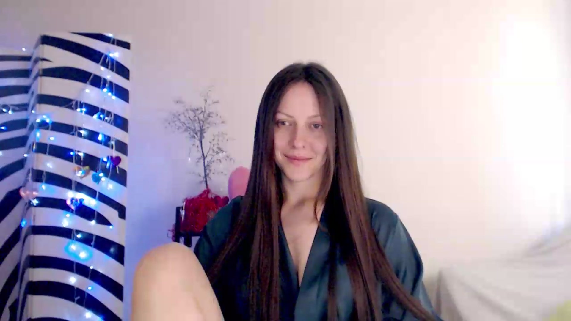 Gallery image thumbnail from BareflySi's myfreecams stream on, 06/29/2026, 10:30 image 4 of 20