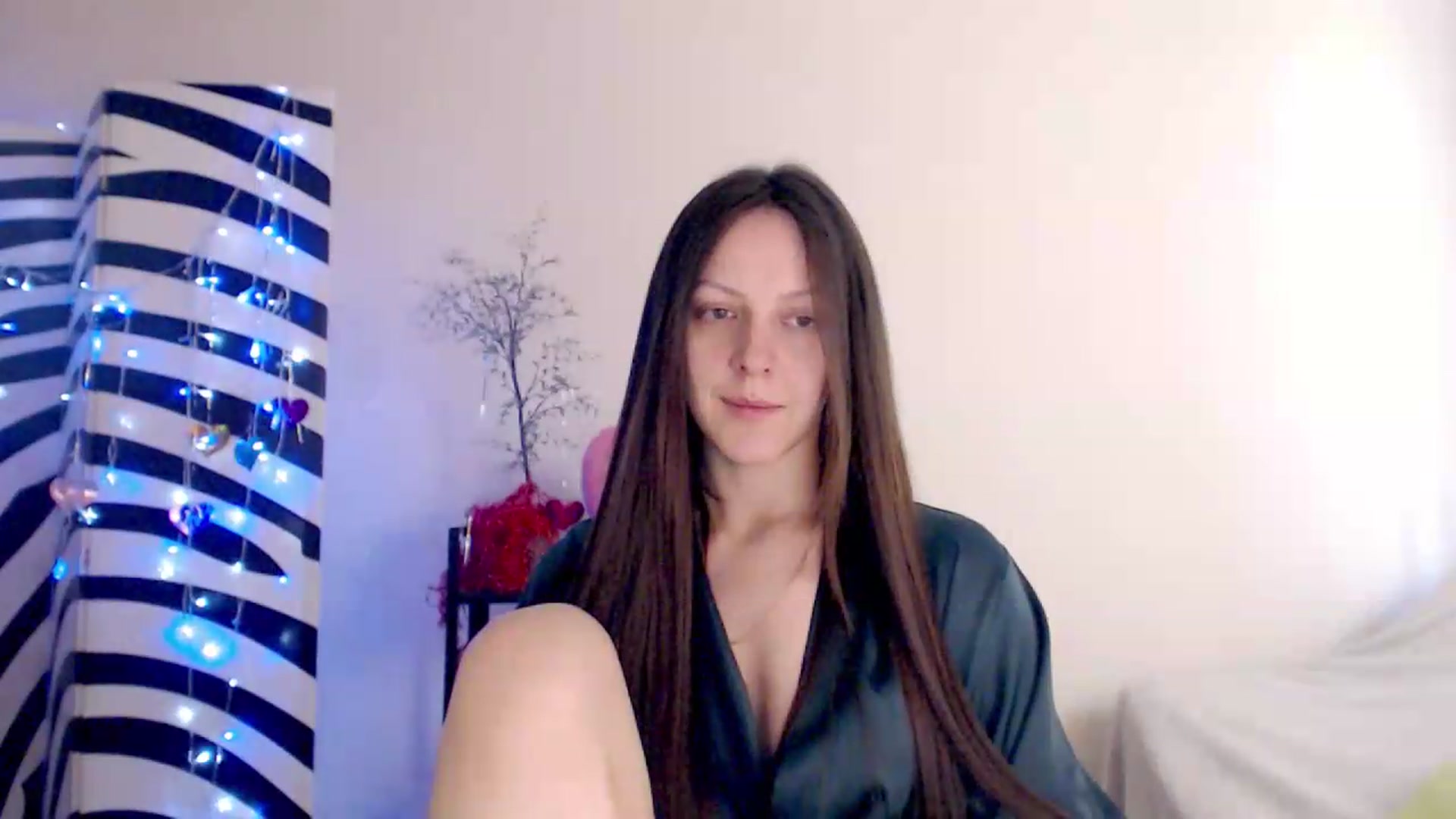 Gallery image thumbnail from BareflySi's myfreecams stream on, 06/29/2026, 10:30 image 11 of 20