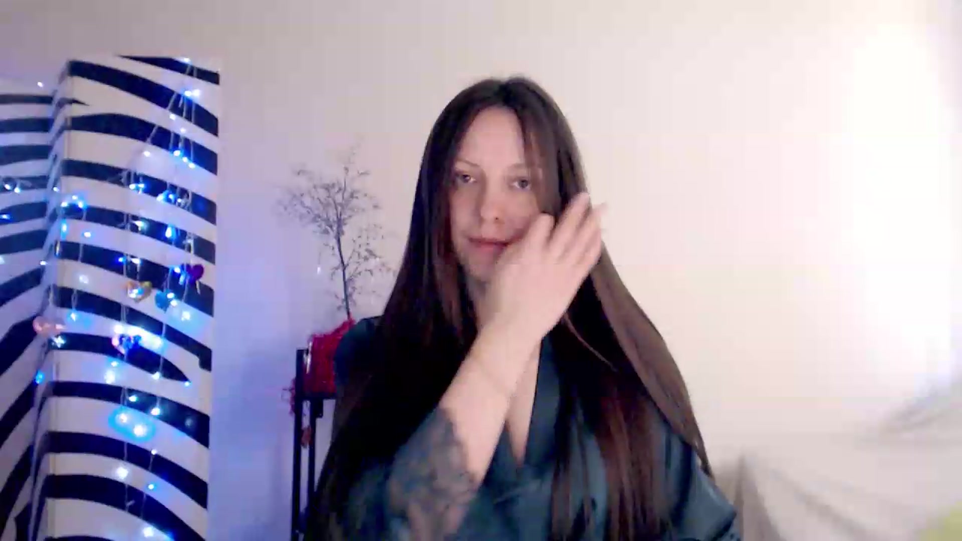 Gallery image thumbnail from BareflySi's myfreecams stream on, 06/29/2026, 10:30 image 14 of 20