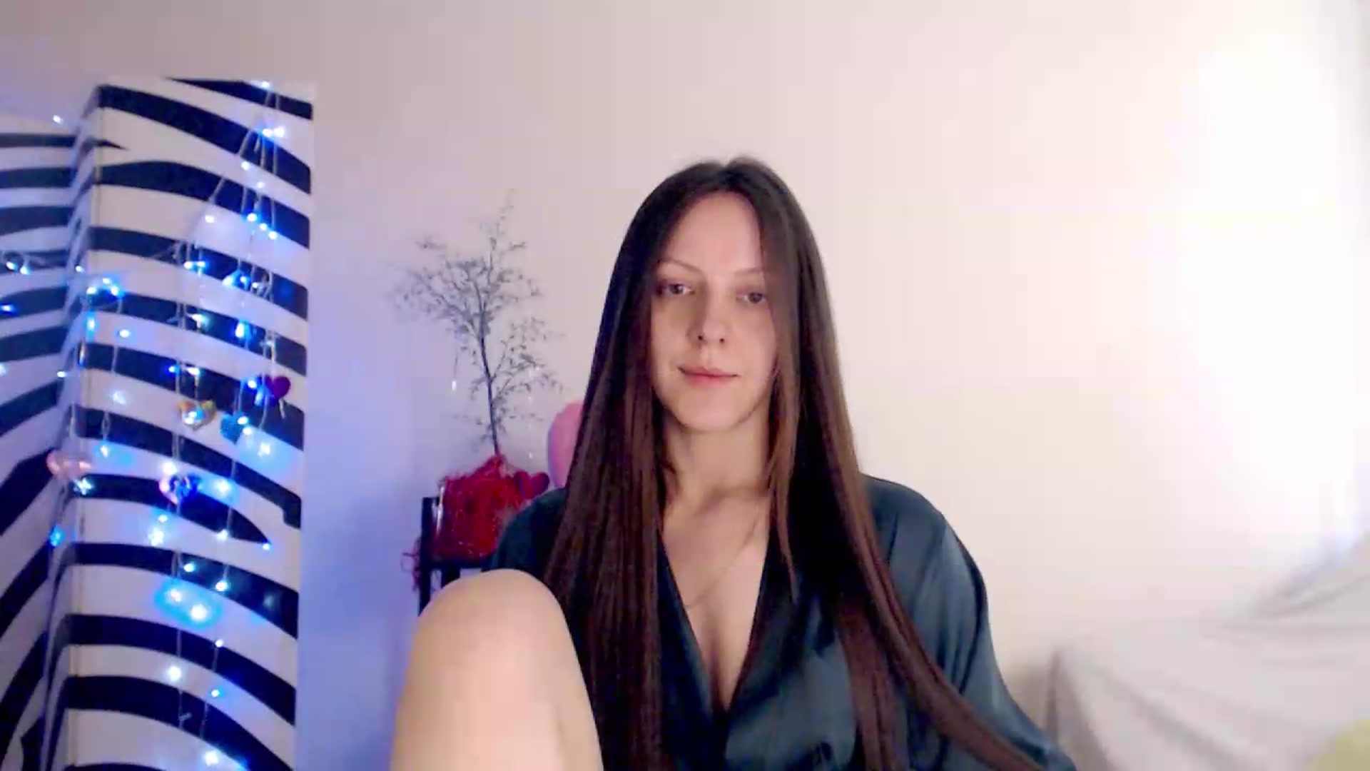 Gallery image thumbnail from BareflySi's myfreecams stream on, 06/29/2026, 10:30 image 12 of 20