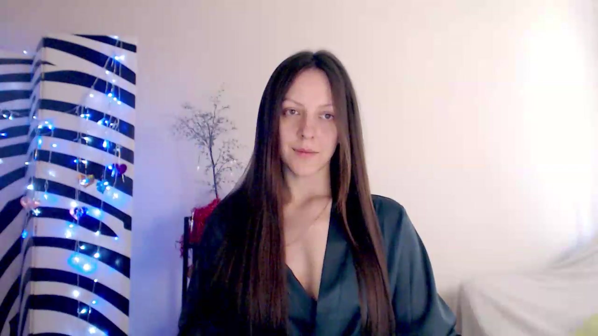 Gallery image thumbnail from BareflySi's myfreecams stream on, 06/29/2026, 10:30 image 15 of 20
