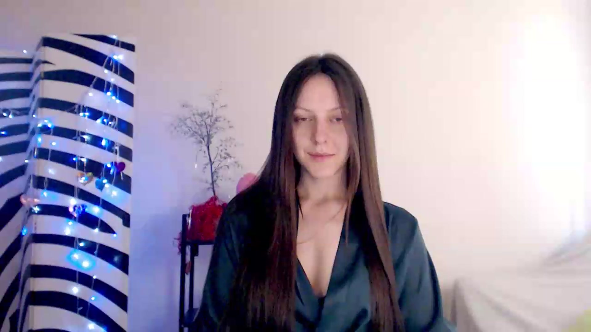 Gallery image thumbnail from BareflySi's myfreecams stream on, 06/29/2026, 10:30 image 16 of 20
