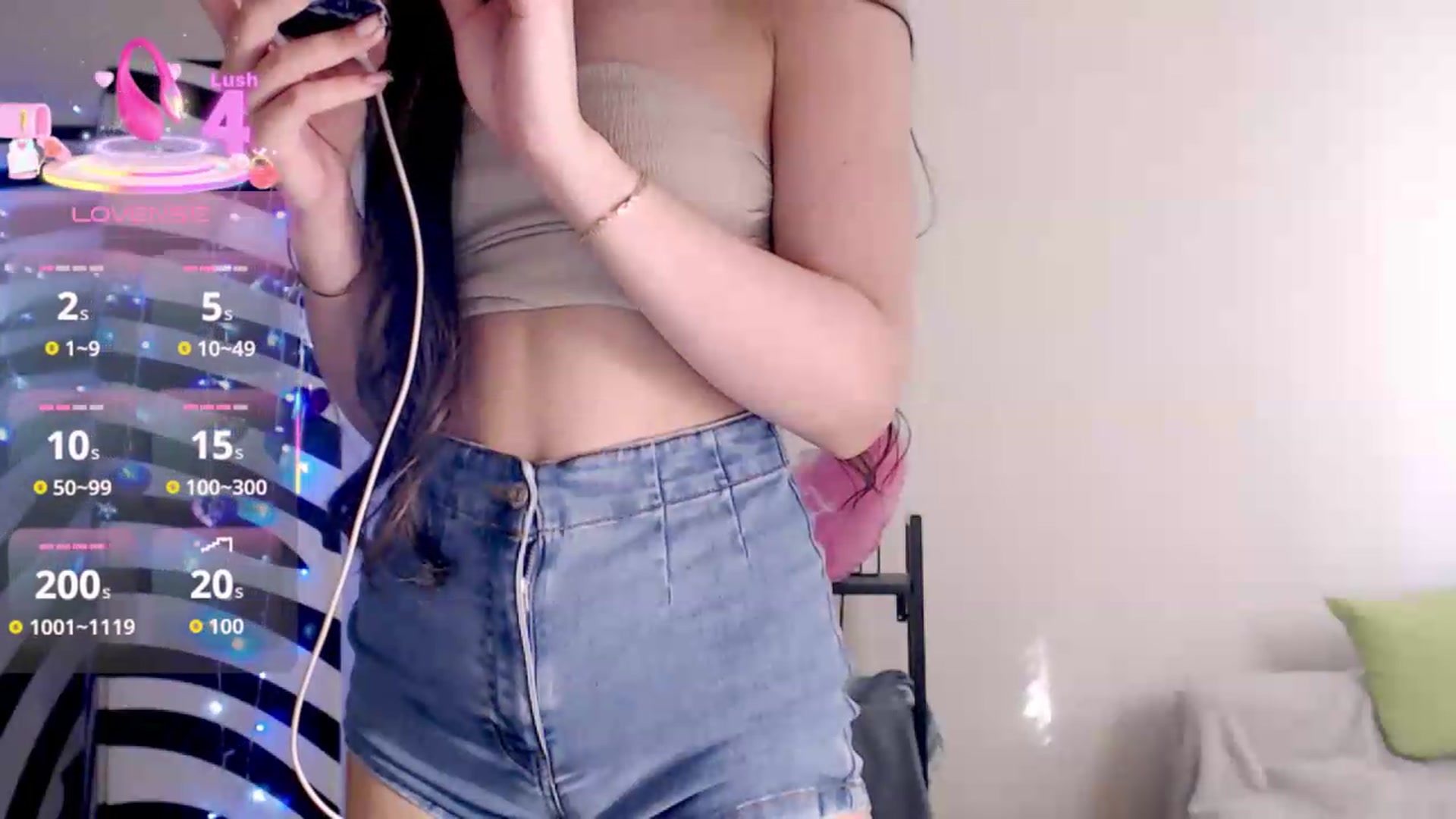 Gallery image thumbnail from BareflySi's myfreecams stream on, 06/30/2026, 14:35 image 13 of 20