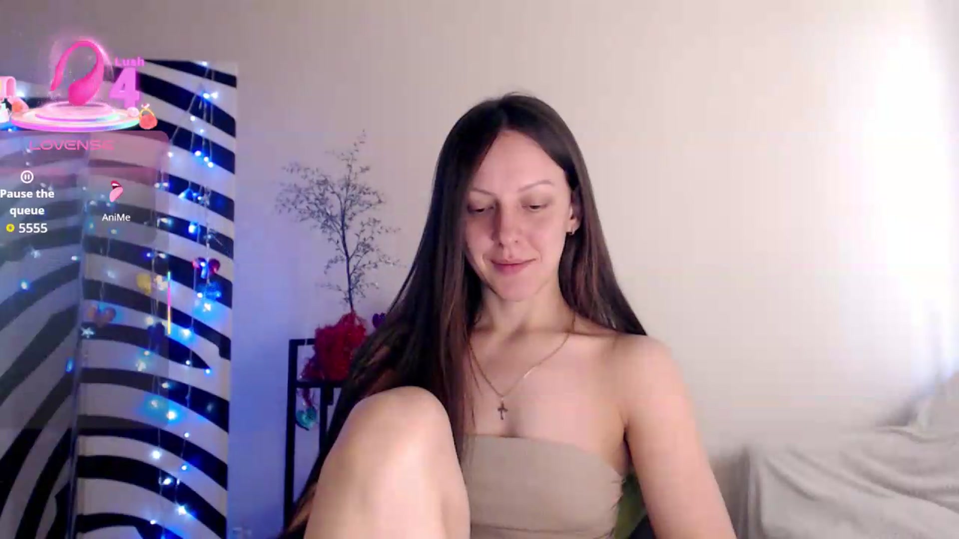 Gallery image thumbnail from BareflySi's myfreecams stream on, 07/07/2026, 10:39 image 9 of 20