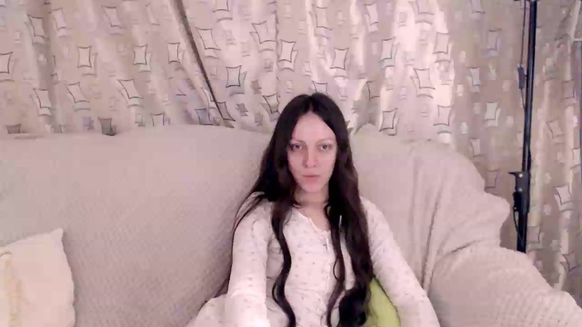 Gallery image thumbnail from BareflySi's myfreecams stream on, 07/08/2026, 11:19 image 1 of 20