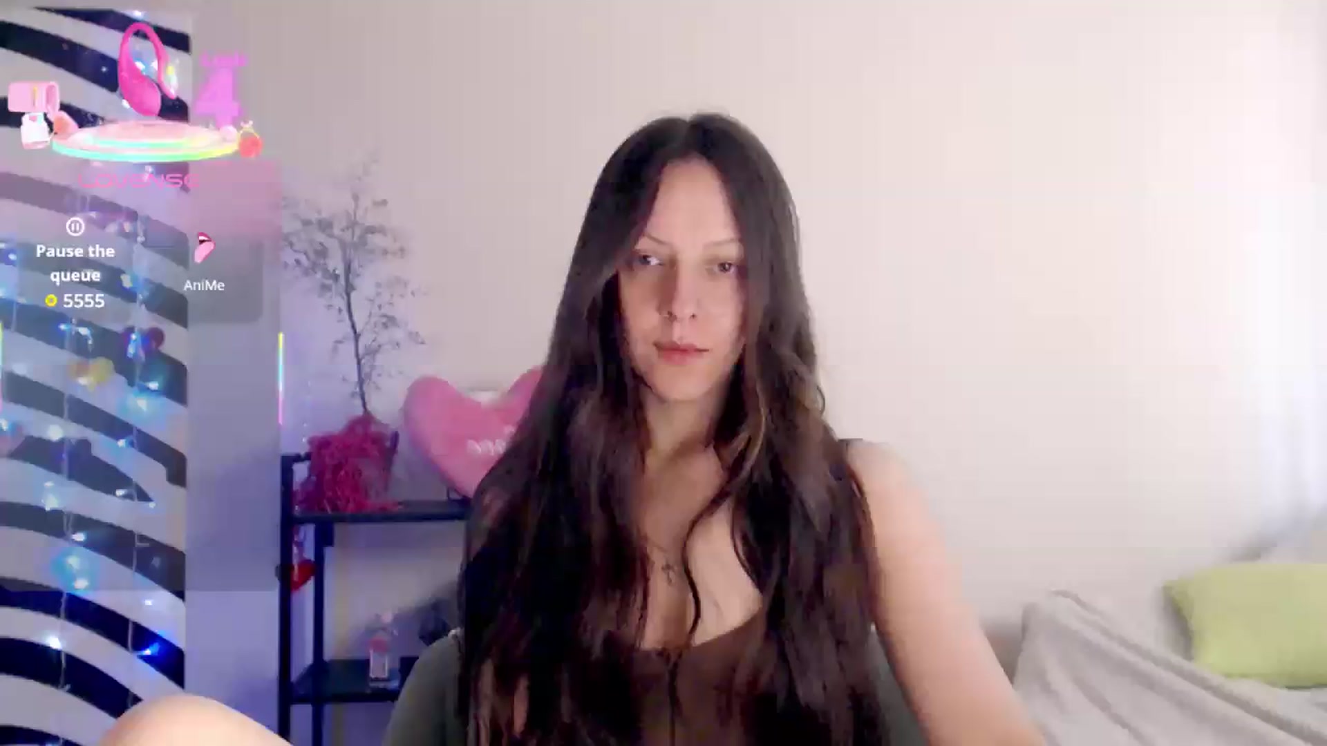 Gallery image thumbnail from BareflySi's myfreecams stream on, 07/15/2026, 10:02 image 12 of 20