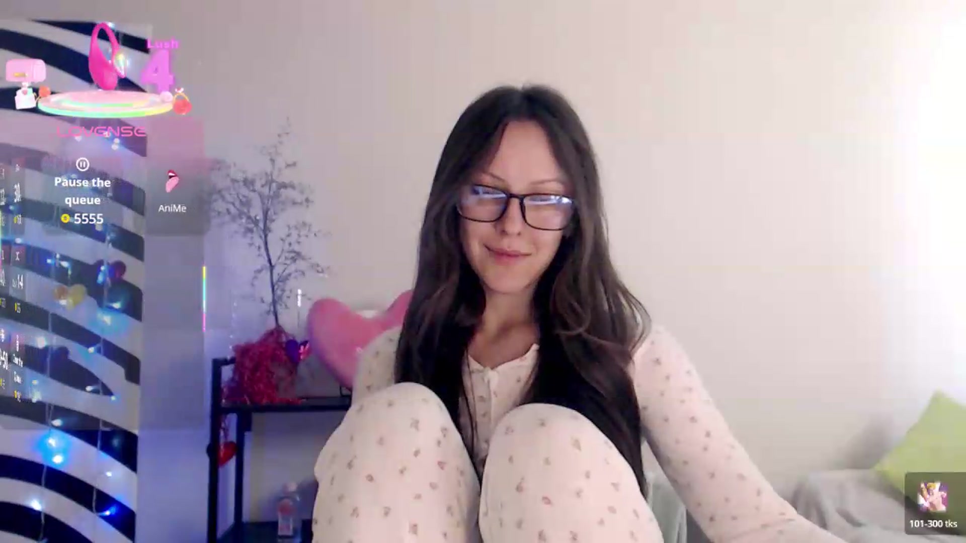Gallery image thumbnail from BareflySi's myfreecams stream on, 07/15/2026, 11:46 image 17 of 20