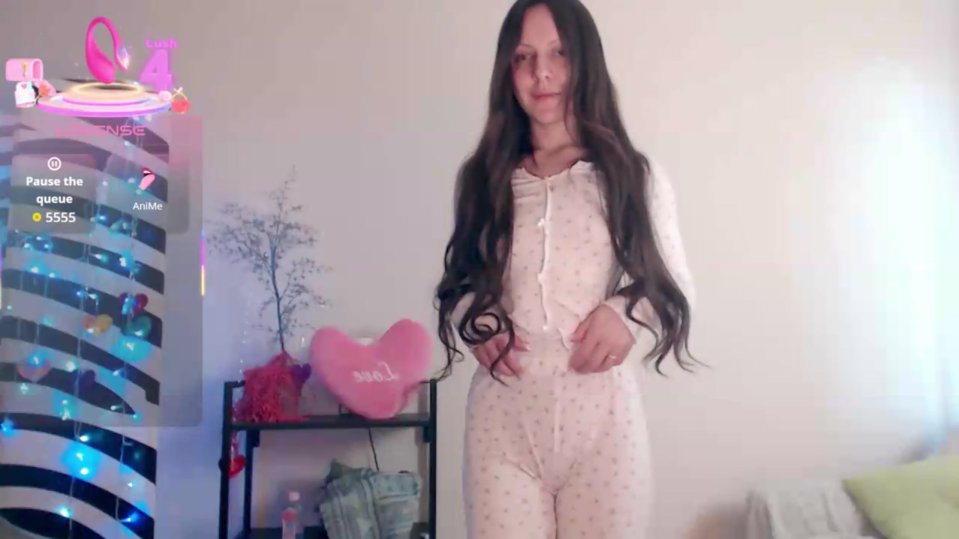Gallery image thumbnail from BareflySi's myfreecams stream on, 07/15/2026, 12:50 image 10 of 20