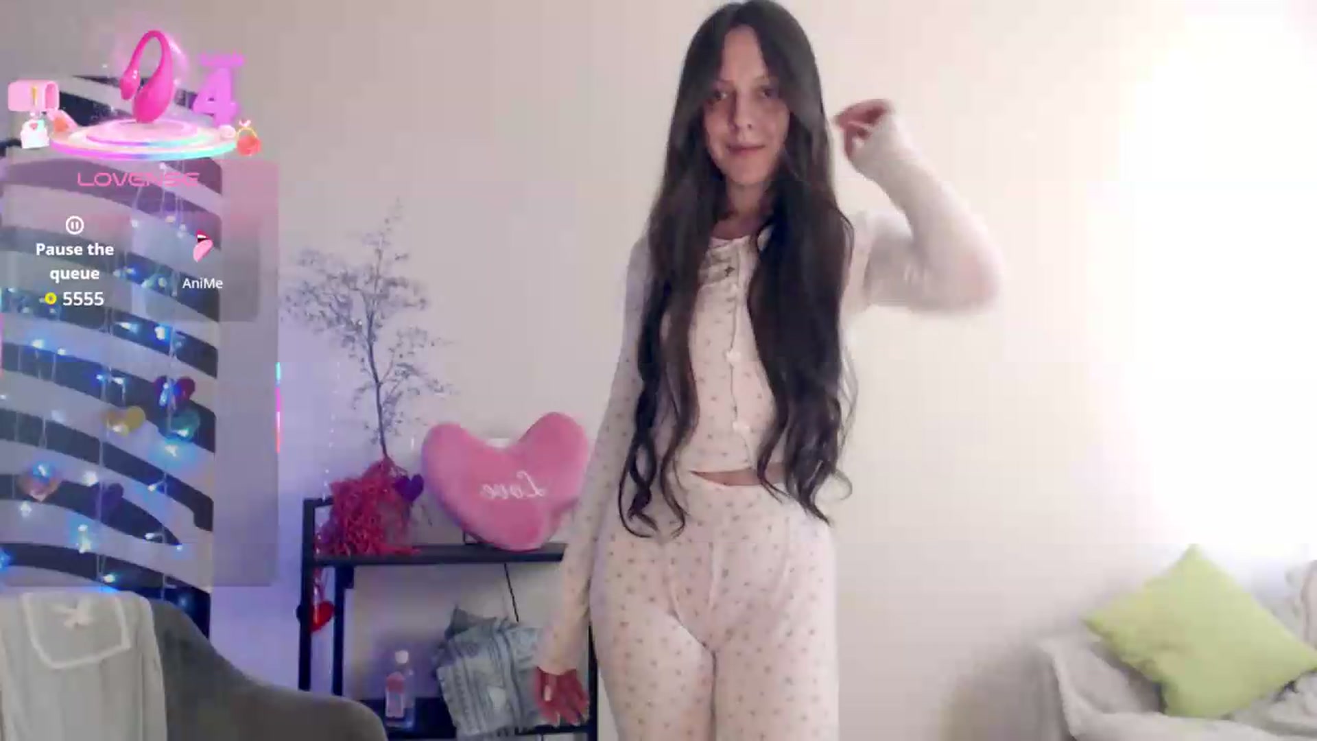 Gallery image thumbnail from BareflySi's myfreecams stream on, 07/15/2026, 13:59 image 12 of 20
