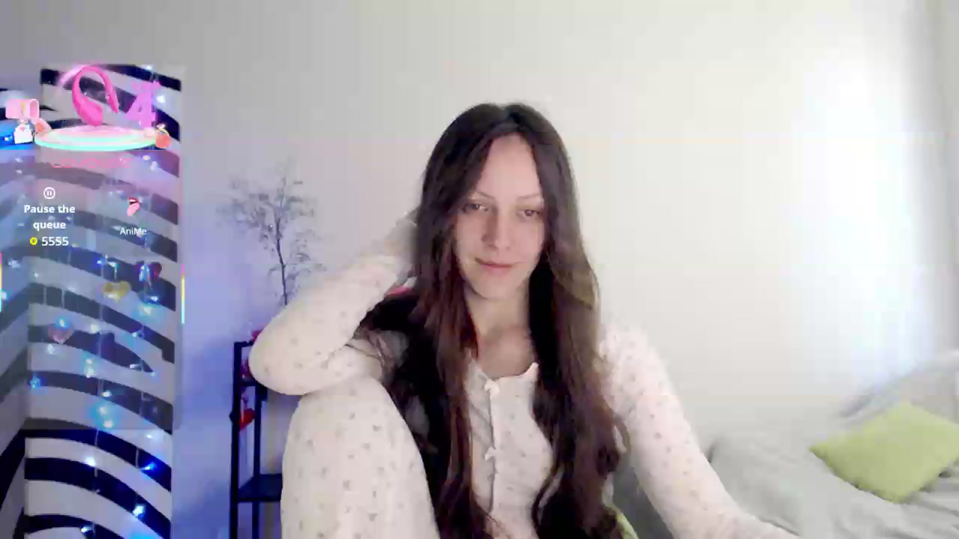 Gallery image thumbnail from BareflySi's myfreecams stream on, 07/18/2026, 10:07 image 20 of 20