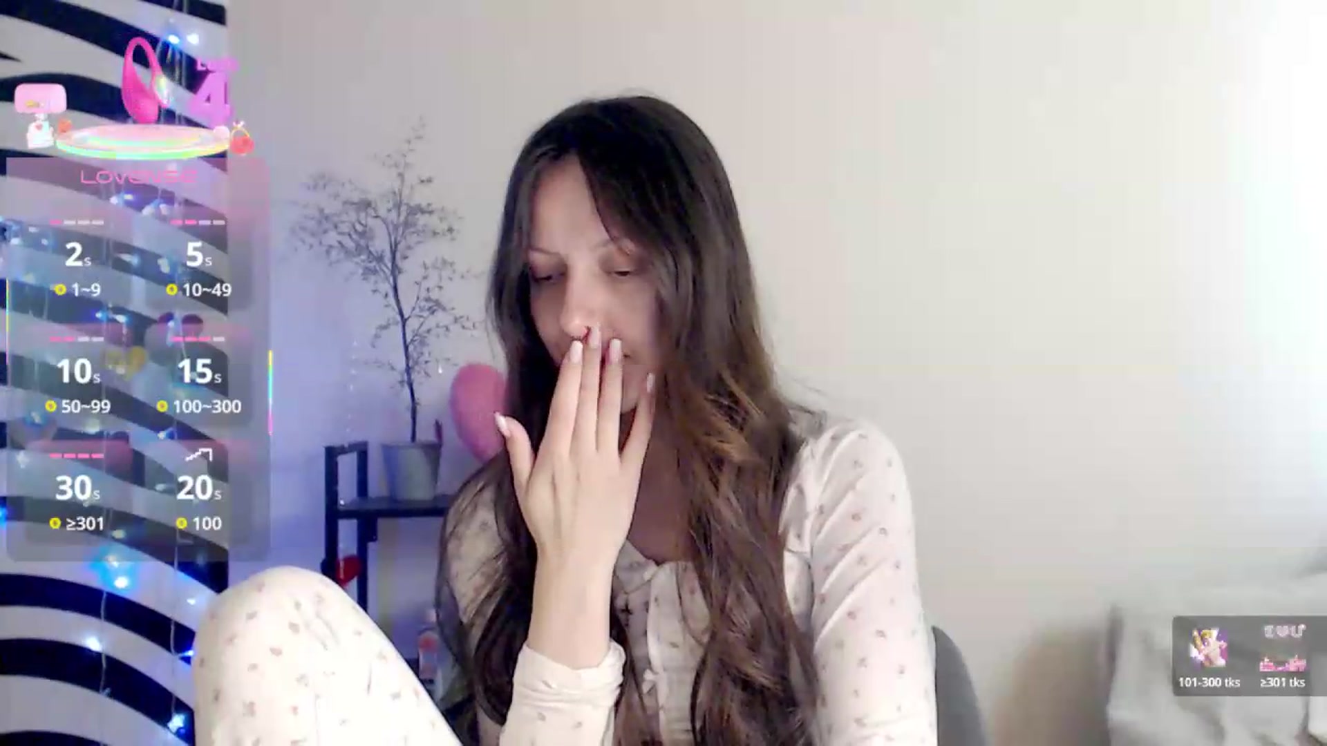 Gallery image thumbnail from BareflySi's myfreecams stream on, 07/19/2026, 12:20 image 5 of 20