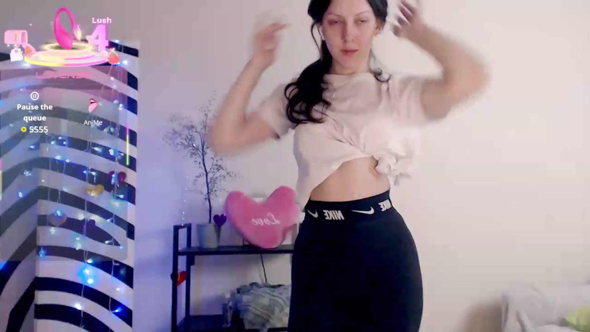 Gallery image thumbnail from BareflySi's myfreecams stream on, 07/21/2026, 11:46 image 6 of 20