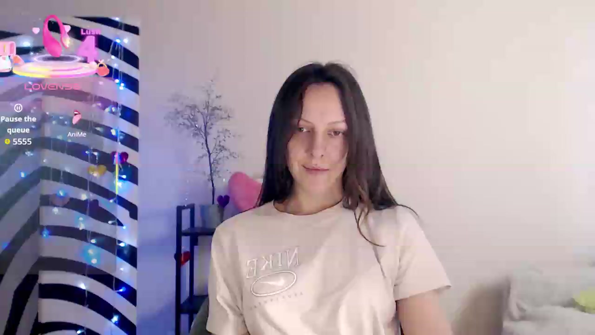 Gallery image thumbnail from BareflySi's myfreecams stream on, 07/21/2026, 12:57 image 1 of 20