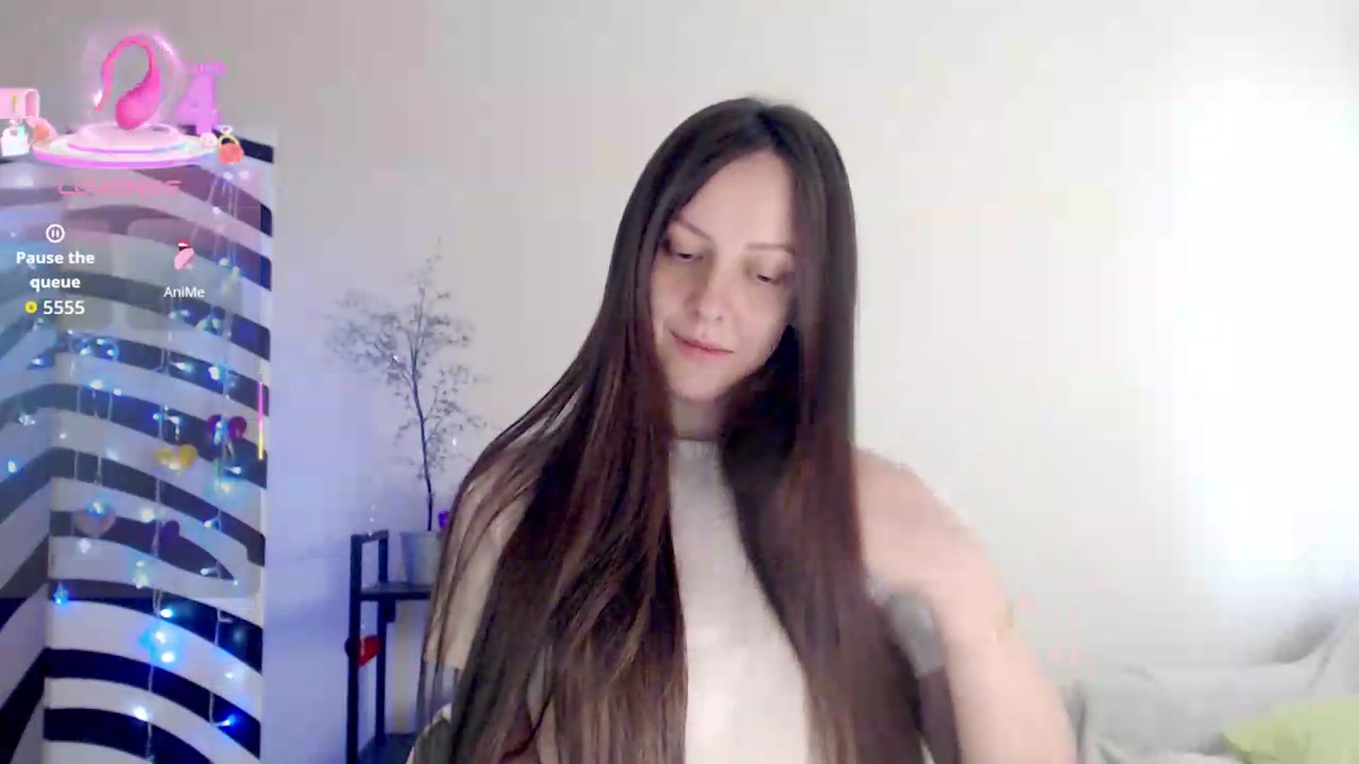 Gallery image thumbnail from BareflySi's myfreecams stream on, 07/22/2026, 10:17 image 18 of 20