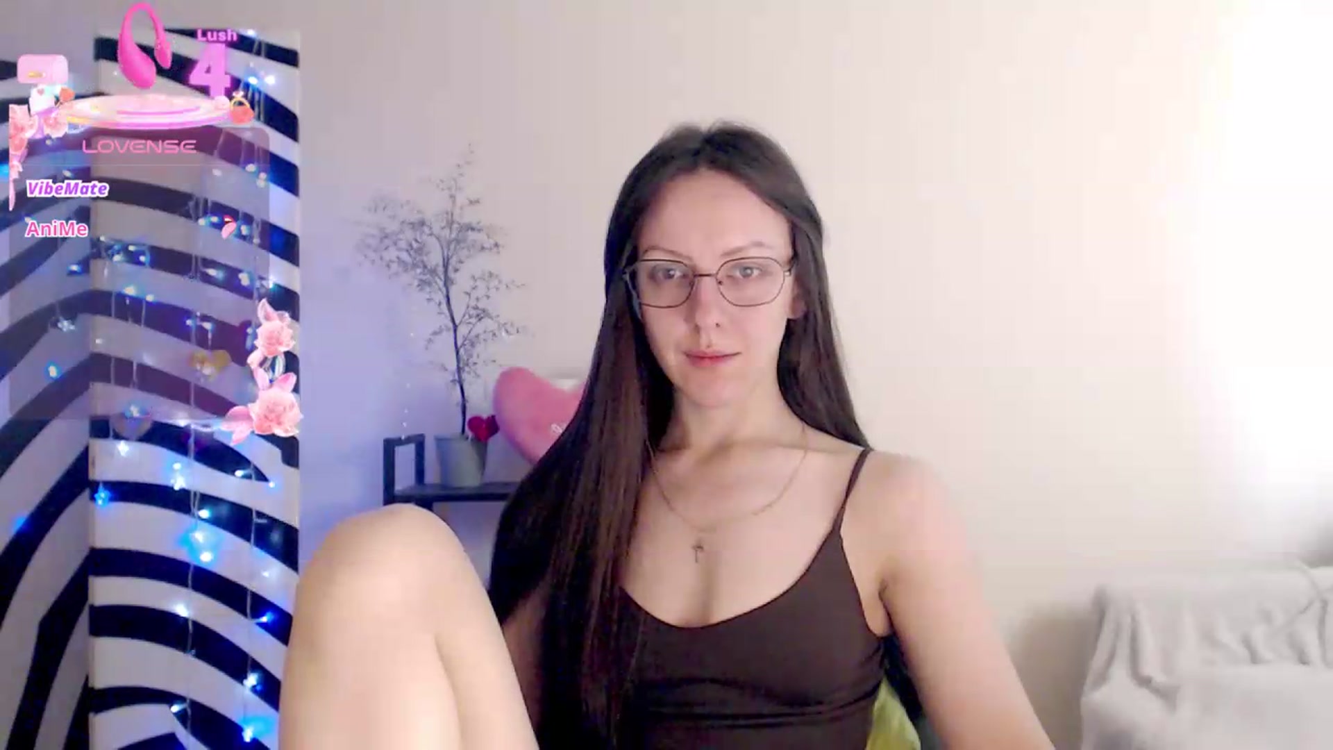 Gallery image thumbnail from BareflySi's myfreecams stream on, 07/28/2026, 09:31 image 12 of 20