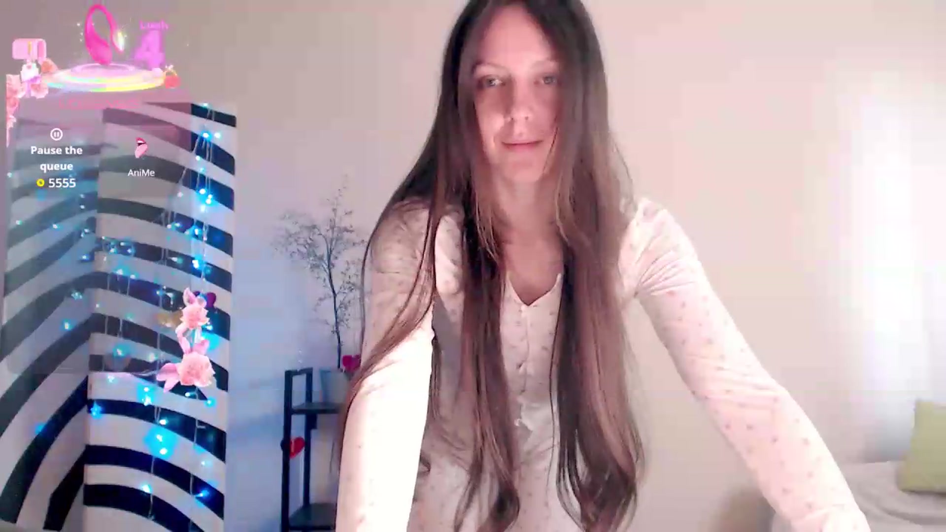Gallery image thumbnail from BareflySi's myfreecams stream on, 07/28/2026, 11:44 image 17 of 20