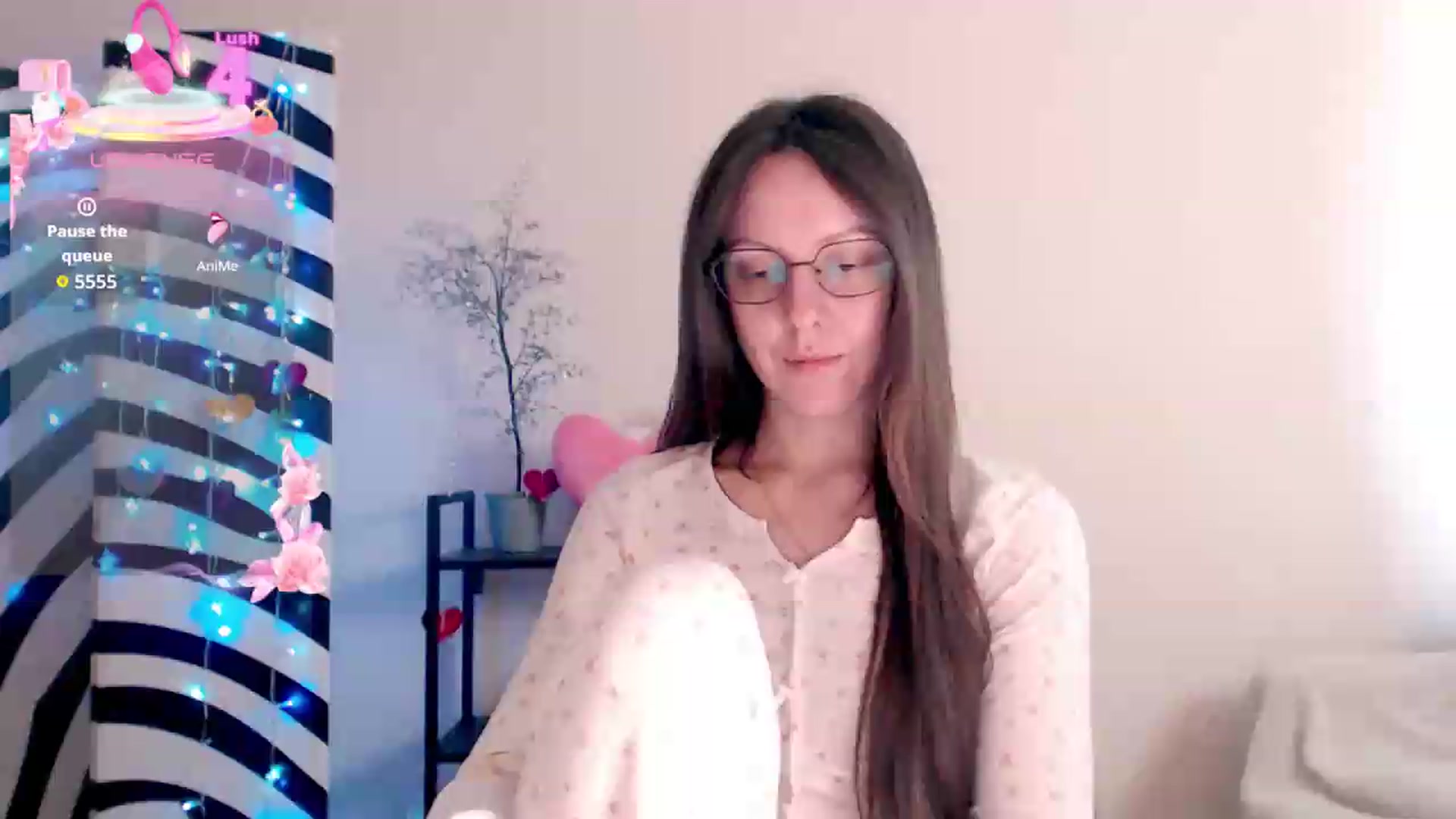 Gallery image thumbnail from BareflySi's myfreecams stream on, 07/28/2026, 12:45 image 5 of 20