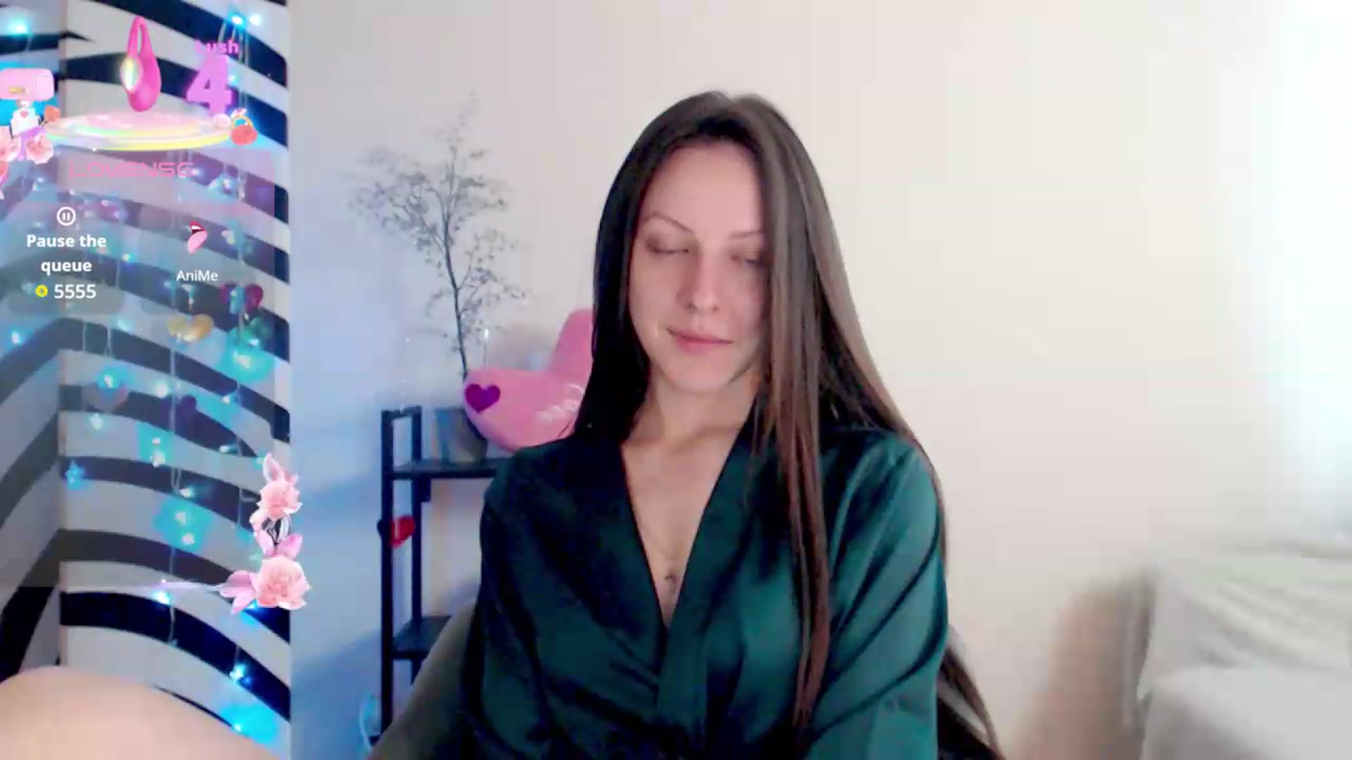 Gallery image thumbnail from BareflySi's myfreecams stream on, 08/03/2026, 09:47 image 12 of 20
