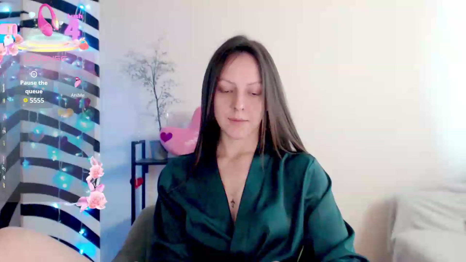 Gallery image thumbnail from BareflySi's myfreecams stream on, 08/03/2026, 11:10 image 2 of 20