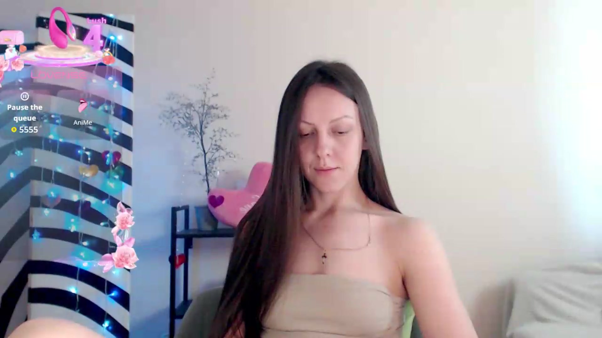 Gallery image thumbnail from BareflySi's myfreecams stream on, 08/03/2026, 12:11 image 3 of 20