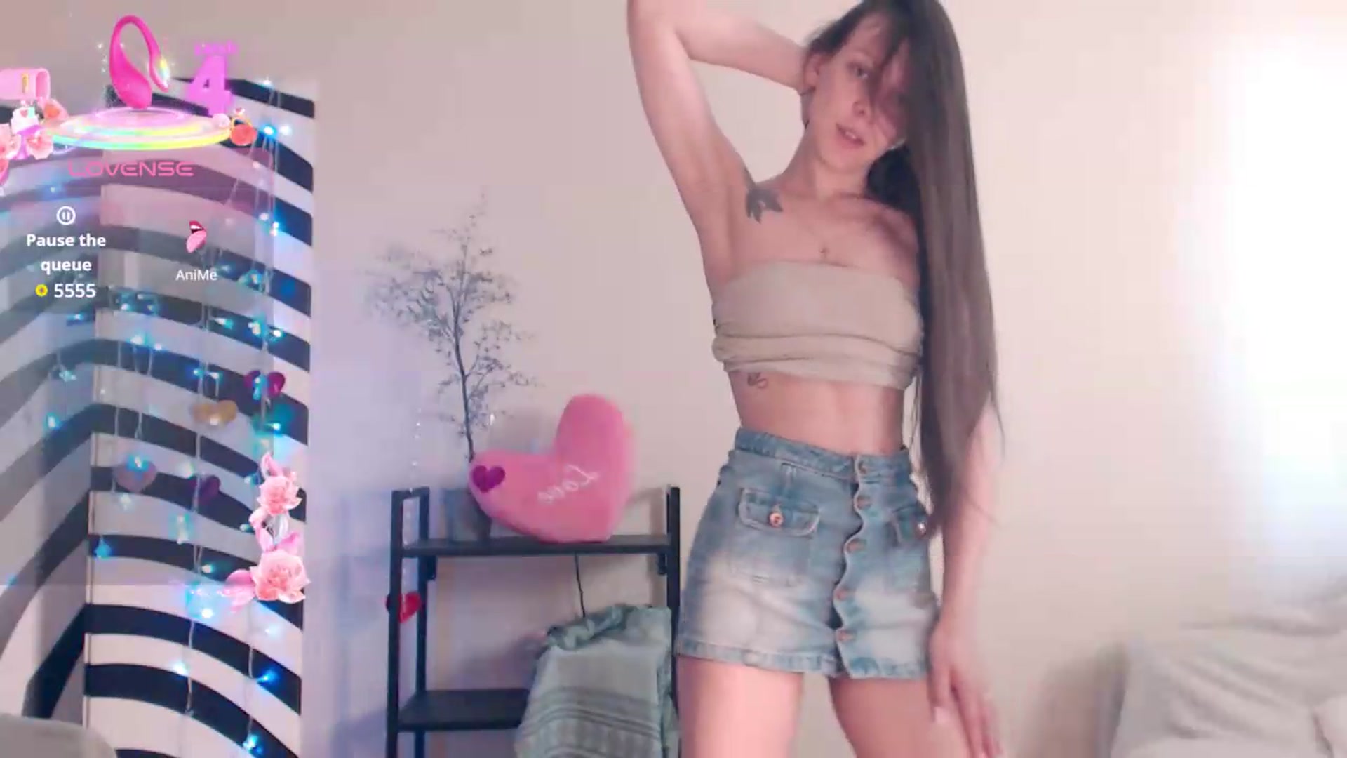 Gallery image thumbnail from BareflySi's myfreecams stream on, 08/03/2026, 12:11 image 11 of 20