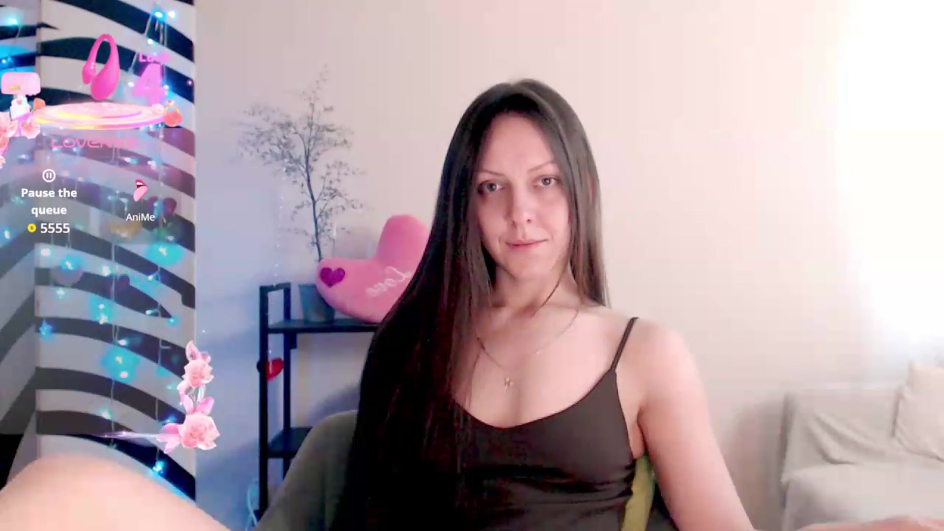 Gallery image thumbnail from BareflySi's myfreecams stream on, 08/04/2026, 13:16 image 19 of 20