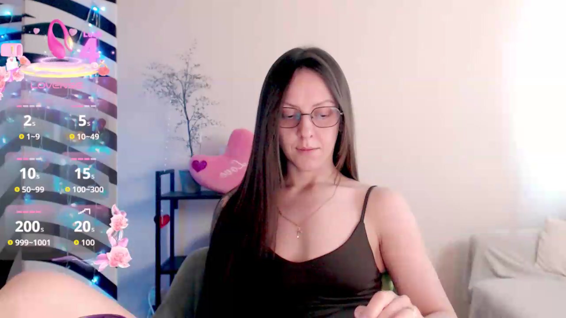 Gallery image thumbnail from BareflySi's myfreecams stream on, 08/04/2026, 13:16 image 9 of 20