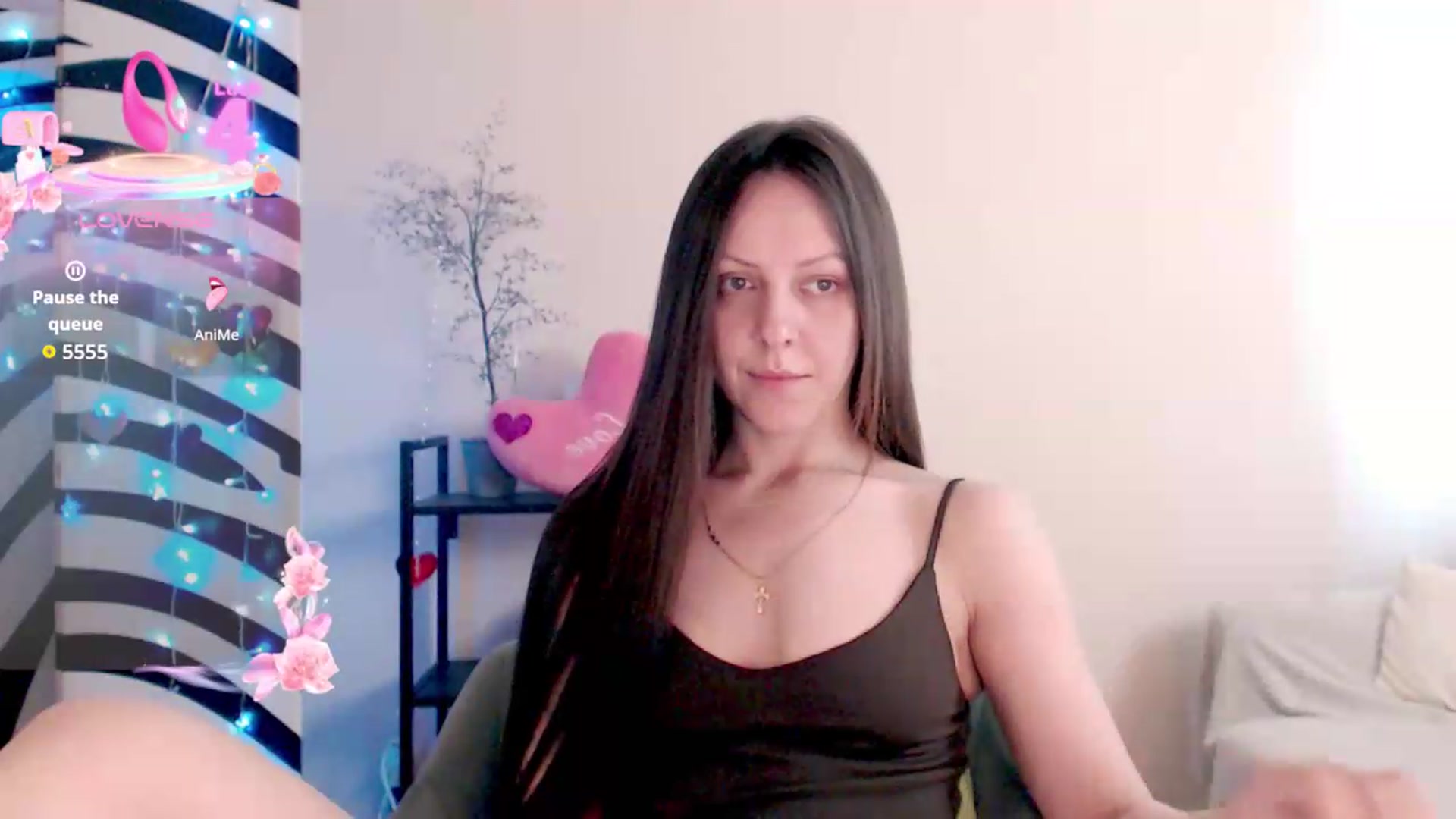 Gallery image thumbnail from BareflySi's myfreecams stream on, 08/04/2026, 13:16 image 2 of 20