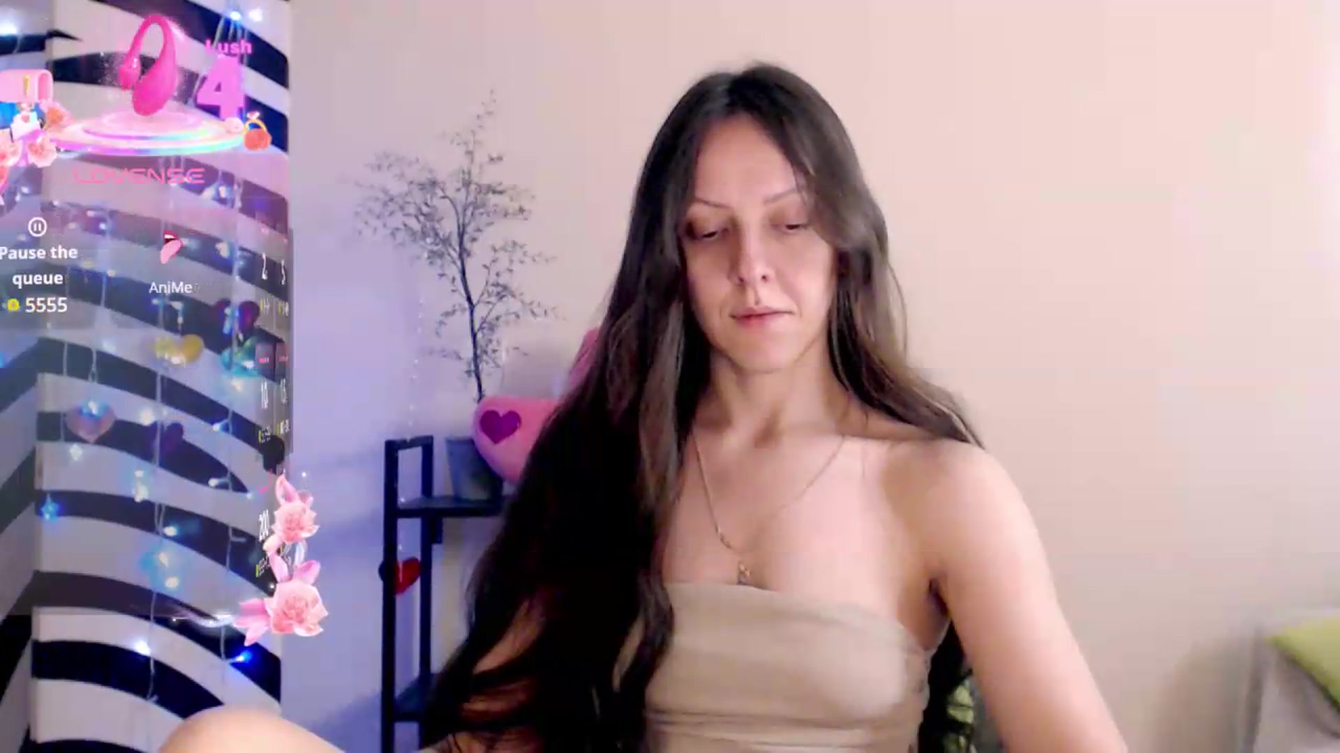 Gallery image thumbnail from BareflySi's myfreecams stream on, 08/05/2026, 11:37 image 9 of 20
