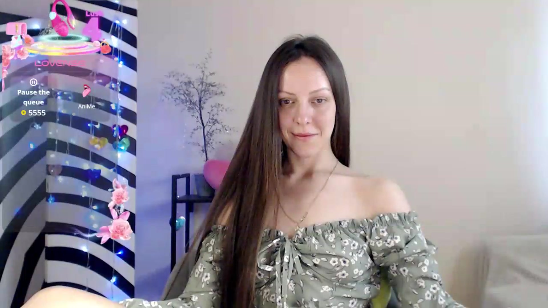 Gallery image thumbnail from BareflySi's myfreecams stream on, 08/09/2026, 10:42 image 3 of 20