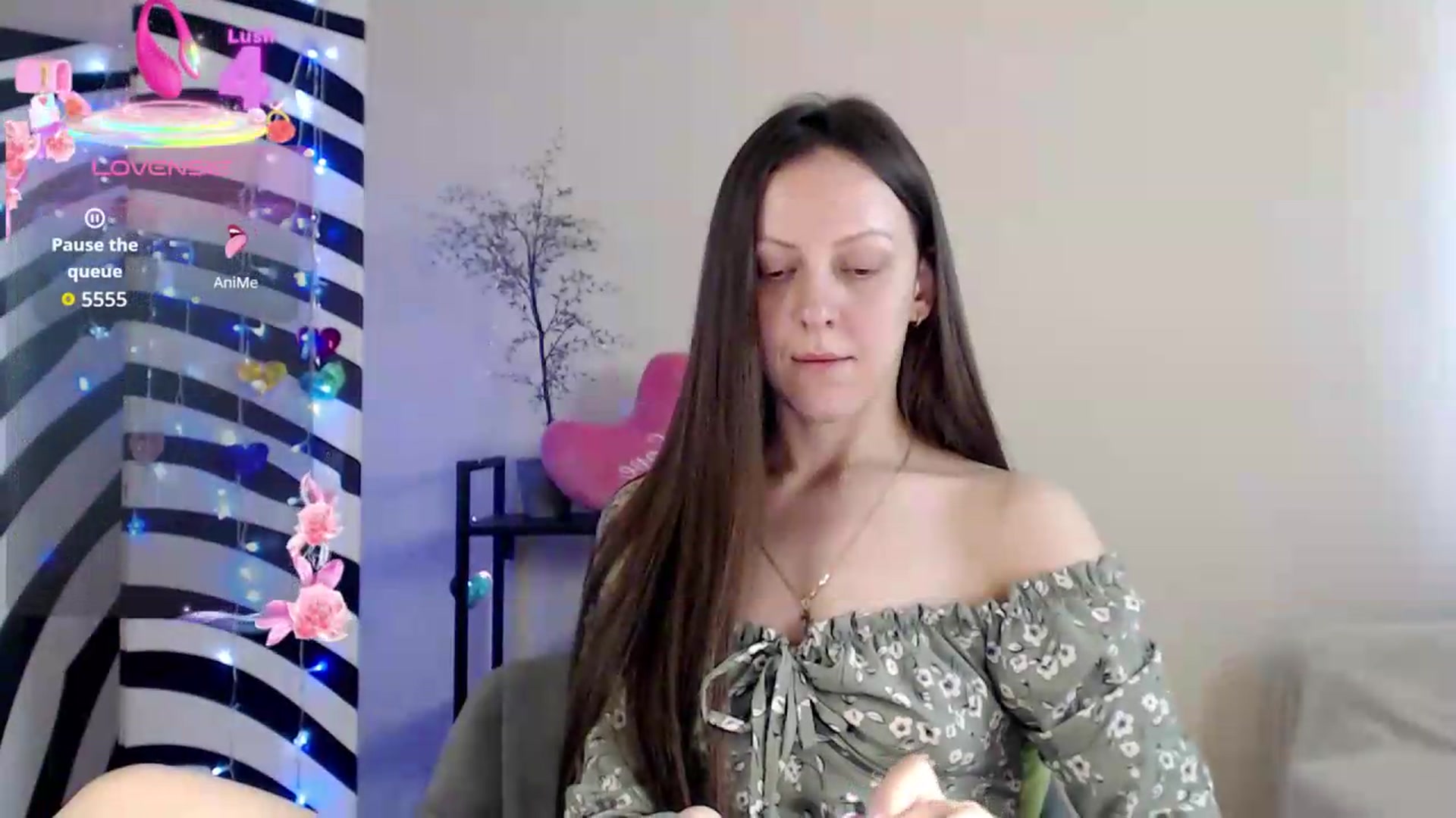 Gallery image thumbnail from BareflySi's myfreecams stream on, 08/09/2026, 10:42 image 9 of 20
