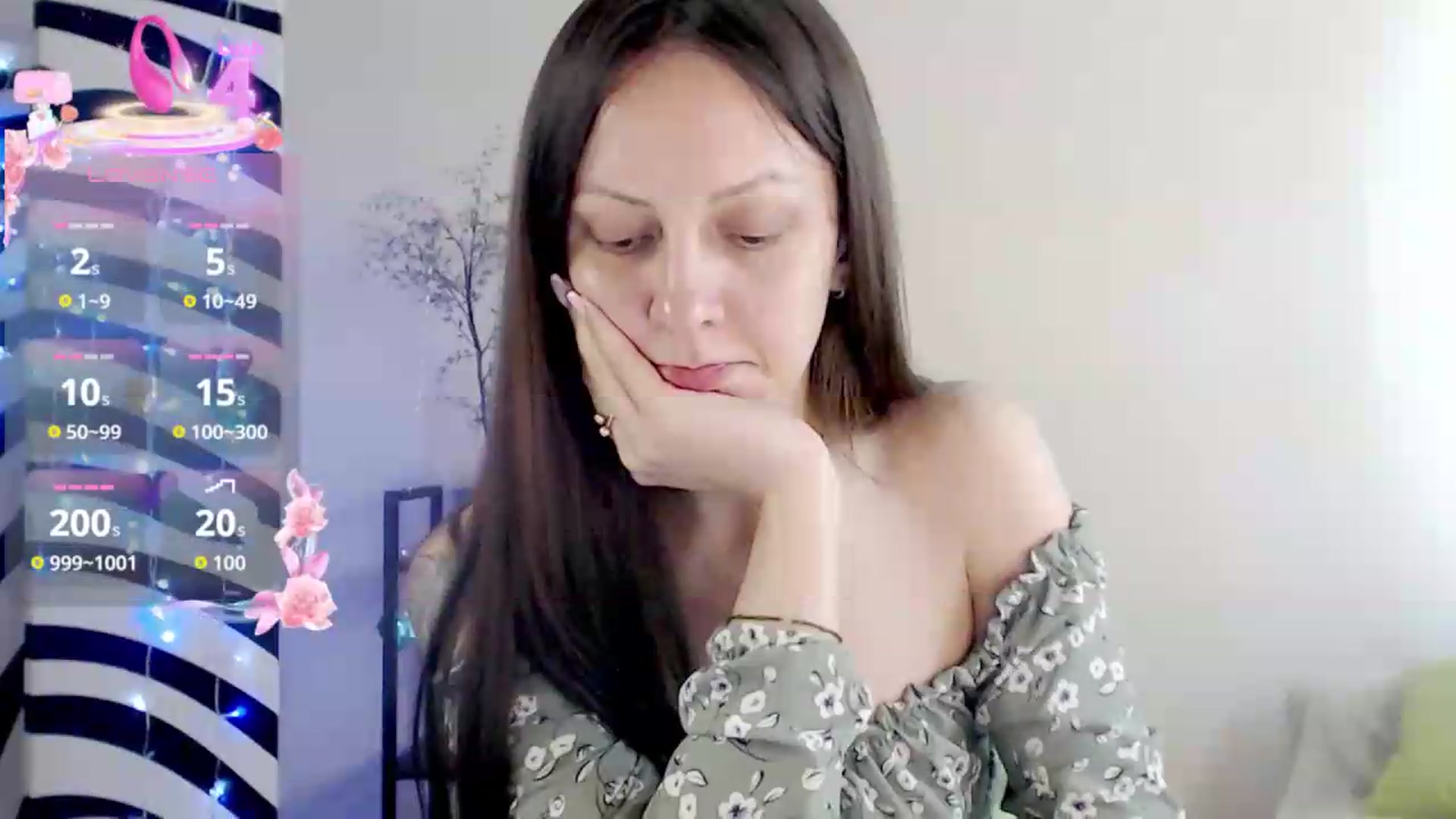 Gallery image thumbnail from BareflySi's myfreecams stream on, 08/10/2026, 13:23 image 20 of 20