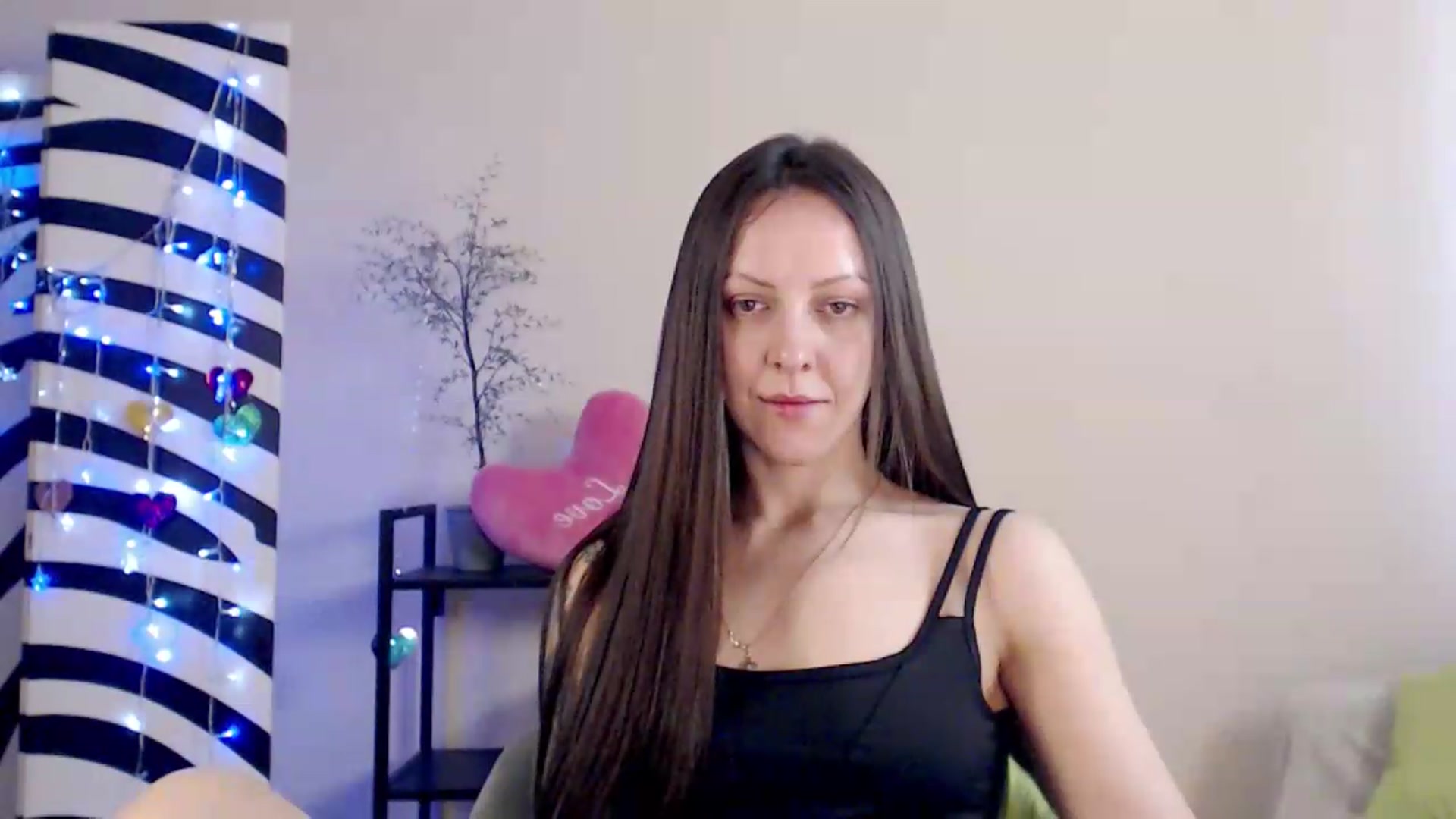 Gallery image thumbnail from BareflySi's myfreecams stream on, 08/11/2026, 09:59 image 5 of 20