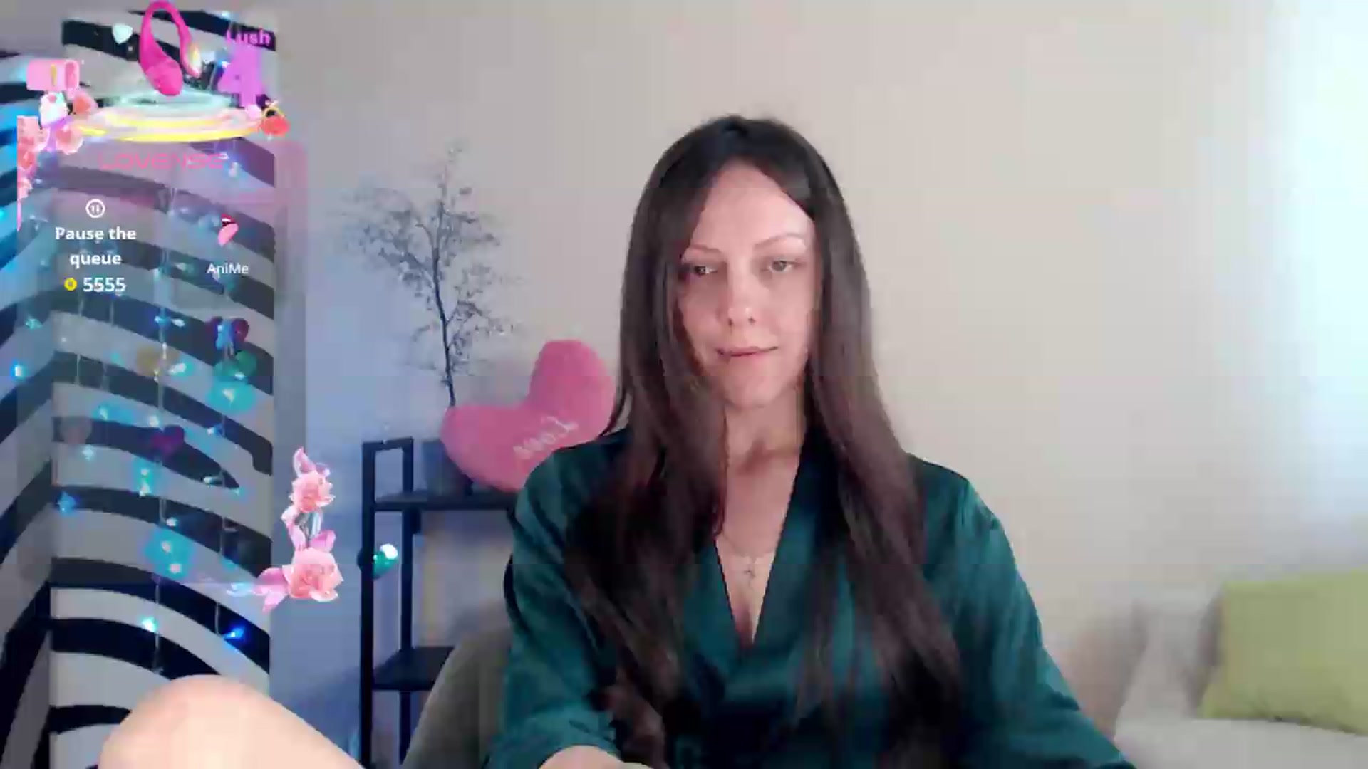 Gallery image thumbnail from BareflySi's myfreecams stream on, 08/14/2026, 12:17 image 4 of 20