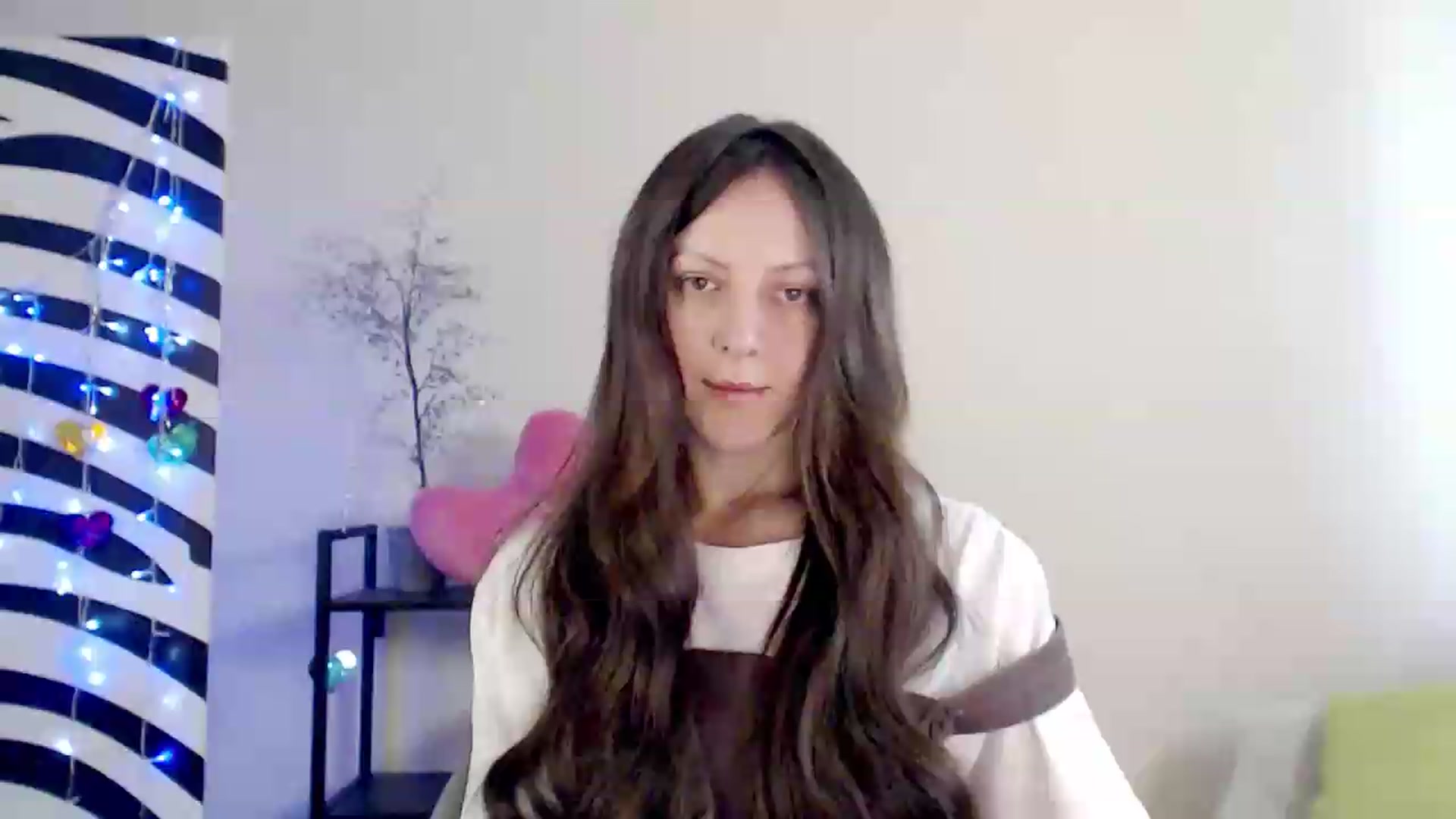 Gallery image thumbnail from BareflySi's myfreecams stream on, 08/15/2026, 09:30 image 19 of 20