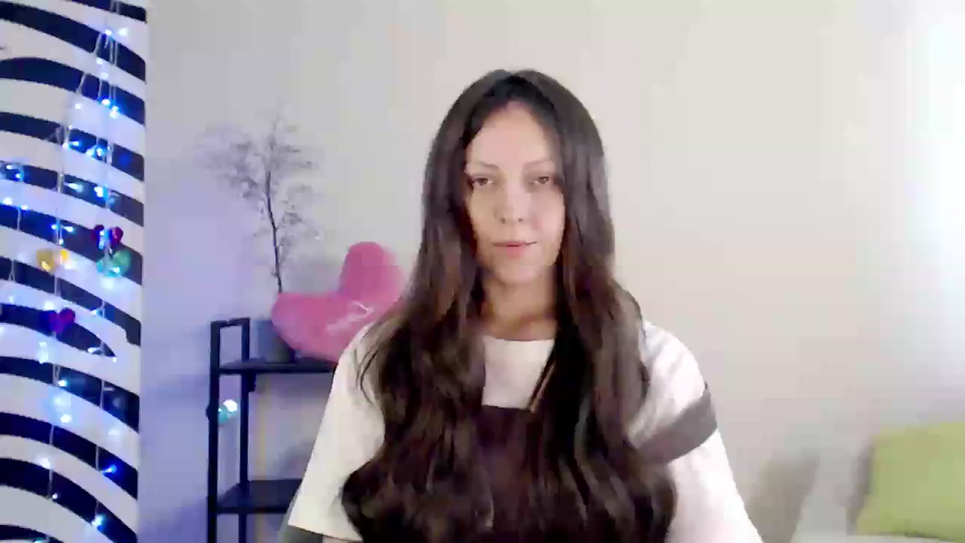Gallery image thumbnail from BareflySi's myfreecams stream on, 08/15/2026, 09:30 image 10 of 20
