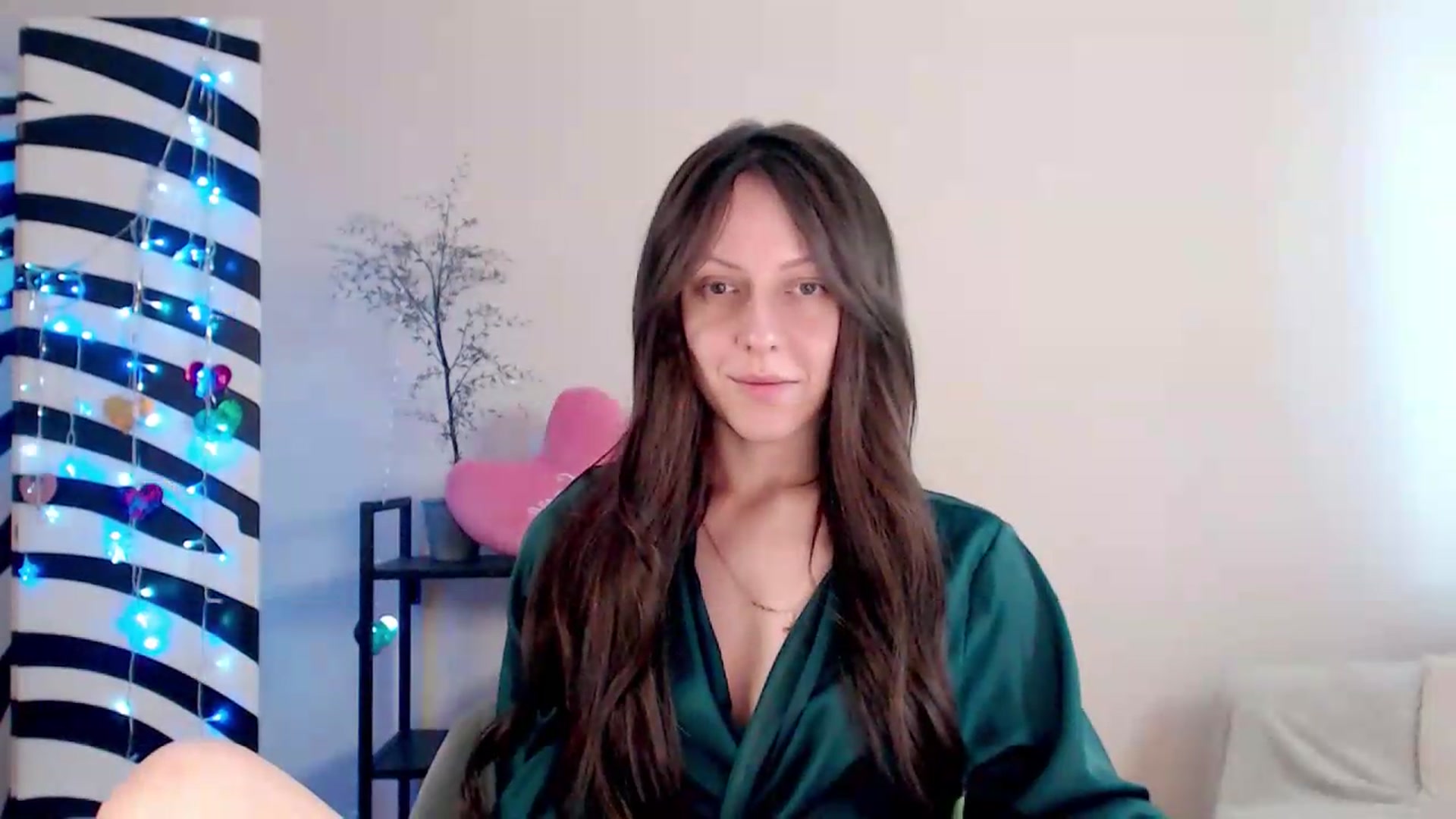 Gallery image thumbnail from BareflySi's myfreecams stream on, 08/15/2026, 11:26 image 8 of 20