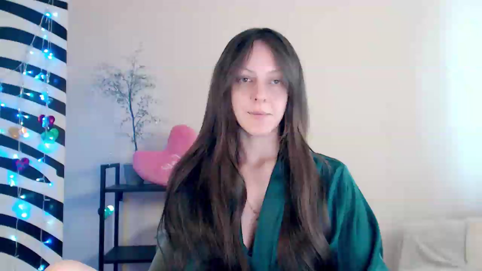 Gallery image thumbnail from BareflySi's myfreecams stream on, 08/15/2026, 12:46 image 7 of 20