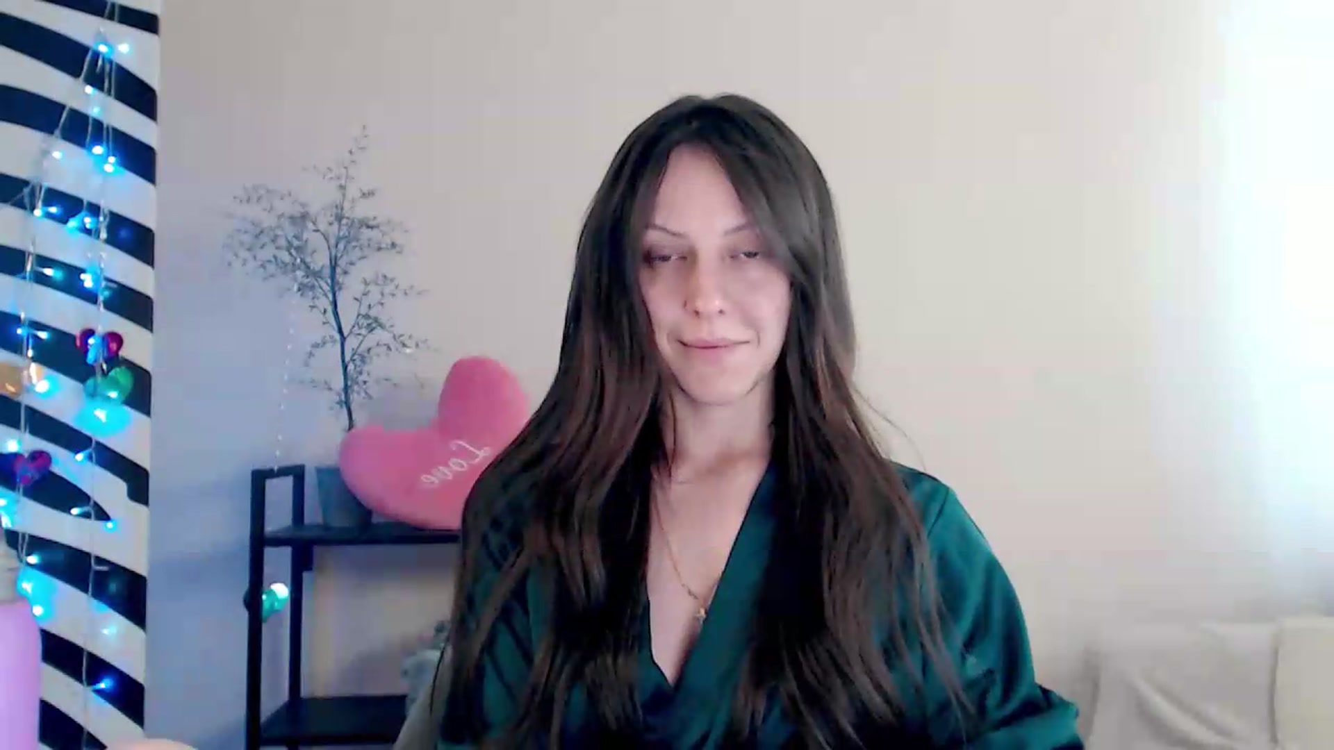 Gallery image thumbnail from BareflySi's myfreecams stream on, 08/15/2026, 12:46 image 3 of 20