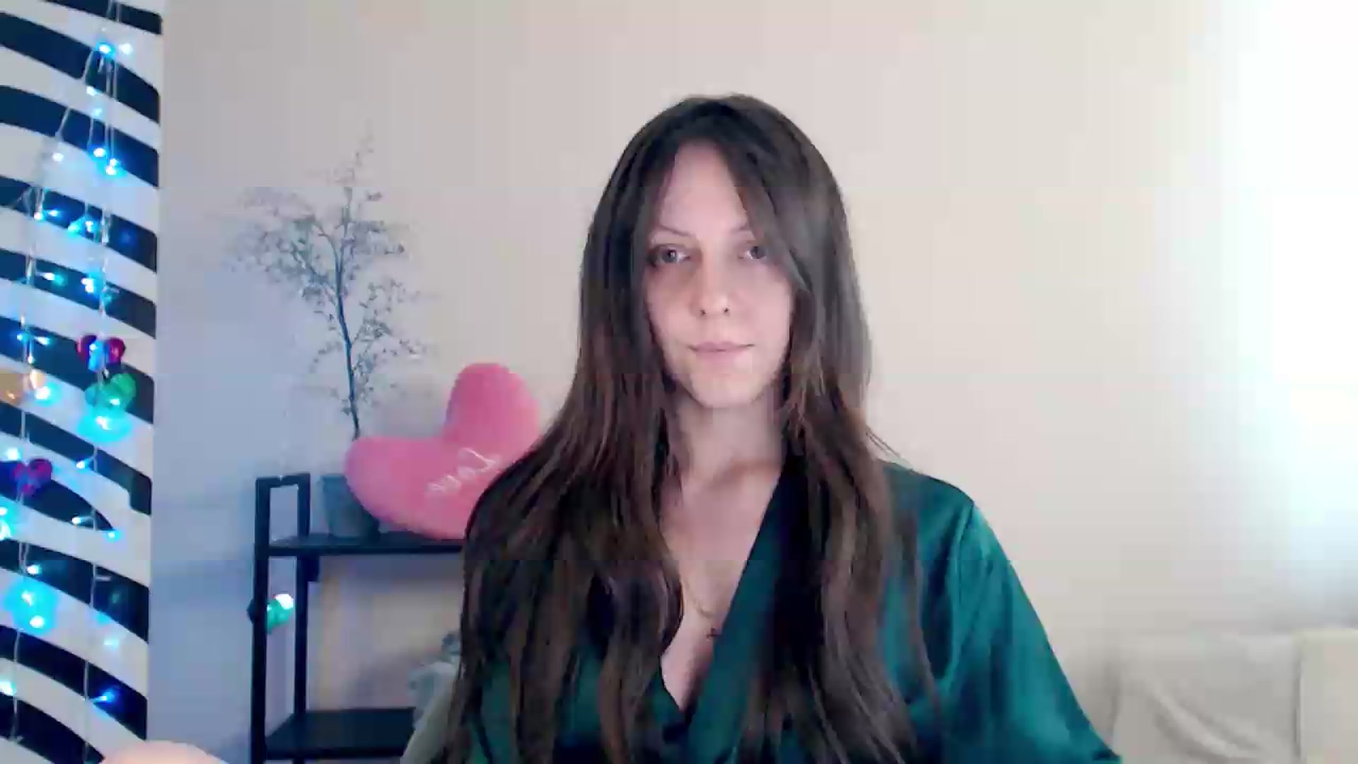 Gallery image thumbnail from BareflySi's myfreecams stream on, 08/15/2026, 12:46 image 1 of 20