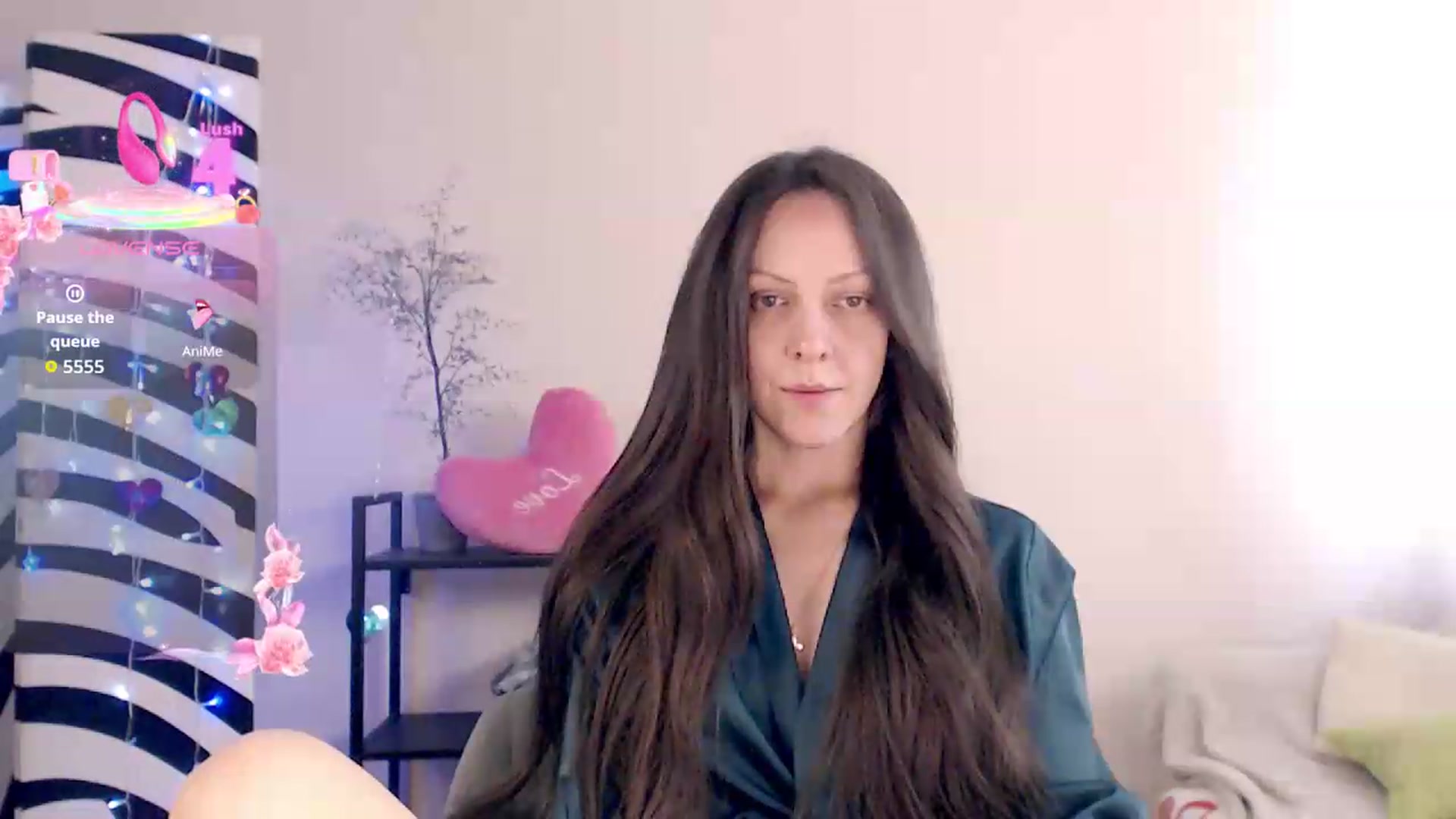 Gallery image thumbnail from BareflySi's myfreecams stream on, 08/16/2026, 12:55 image 9 of 20