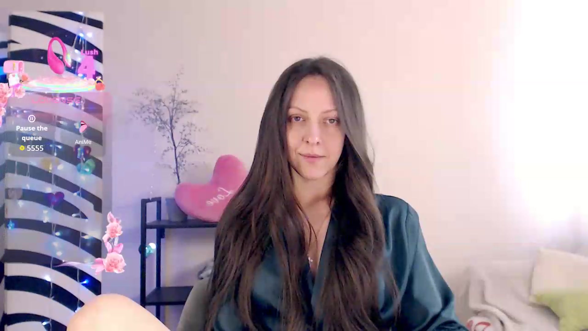 Gallery image thumbnail from BareflySi's myfreecams stream on, 08/16/2026, 12:55 image 5 of 20