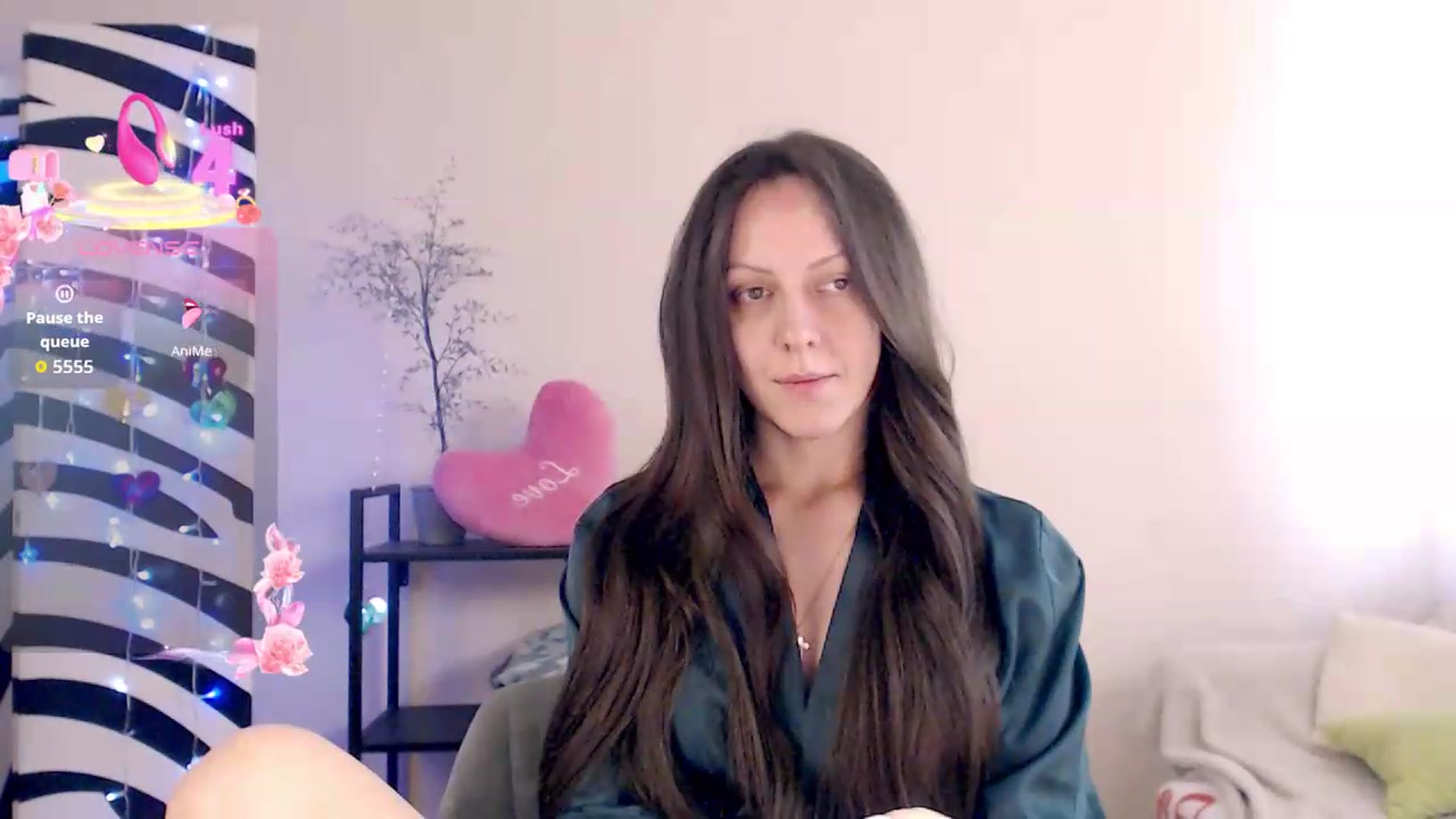 Gallery image thumbnail from BareflySi's myfreecams stream on, 08/16/2026, 12:55 image 7 of 20